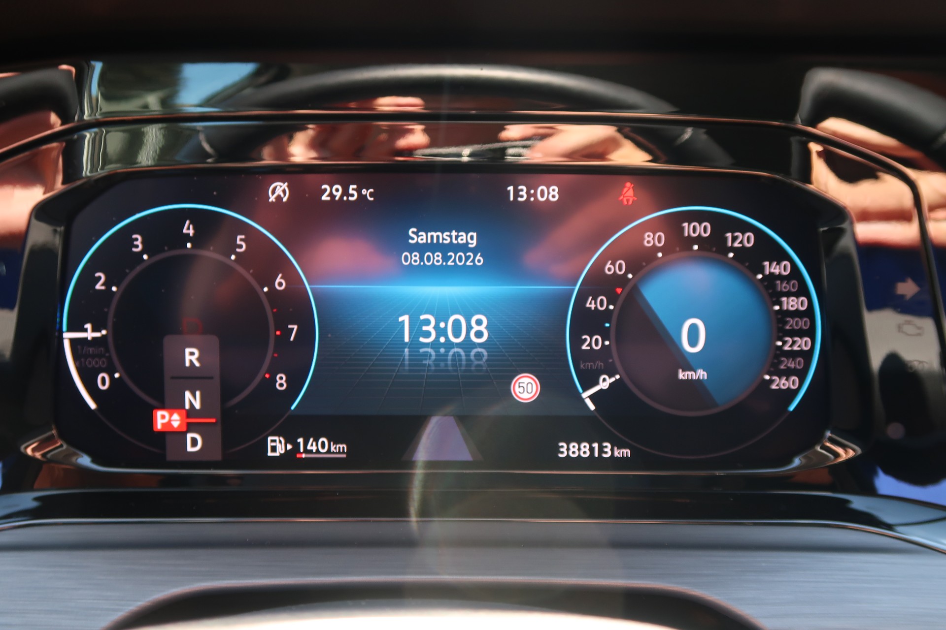 VW Golf 2.0 TSI Style DSG 4 Motion-image-15