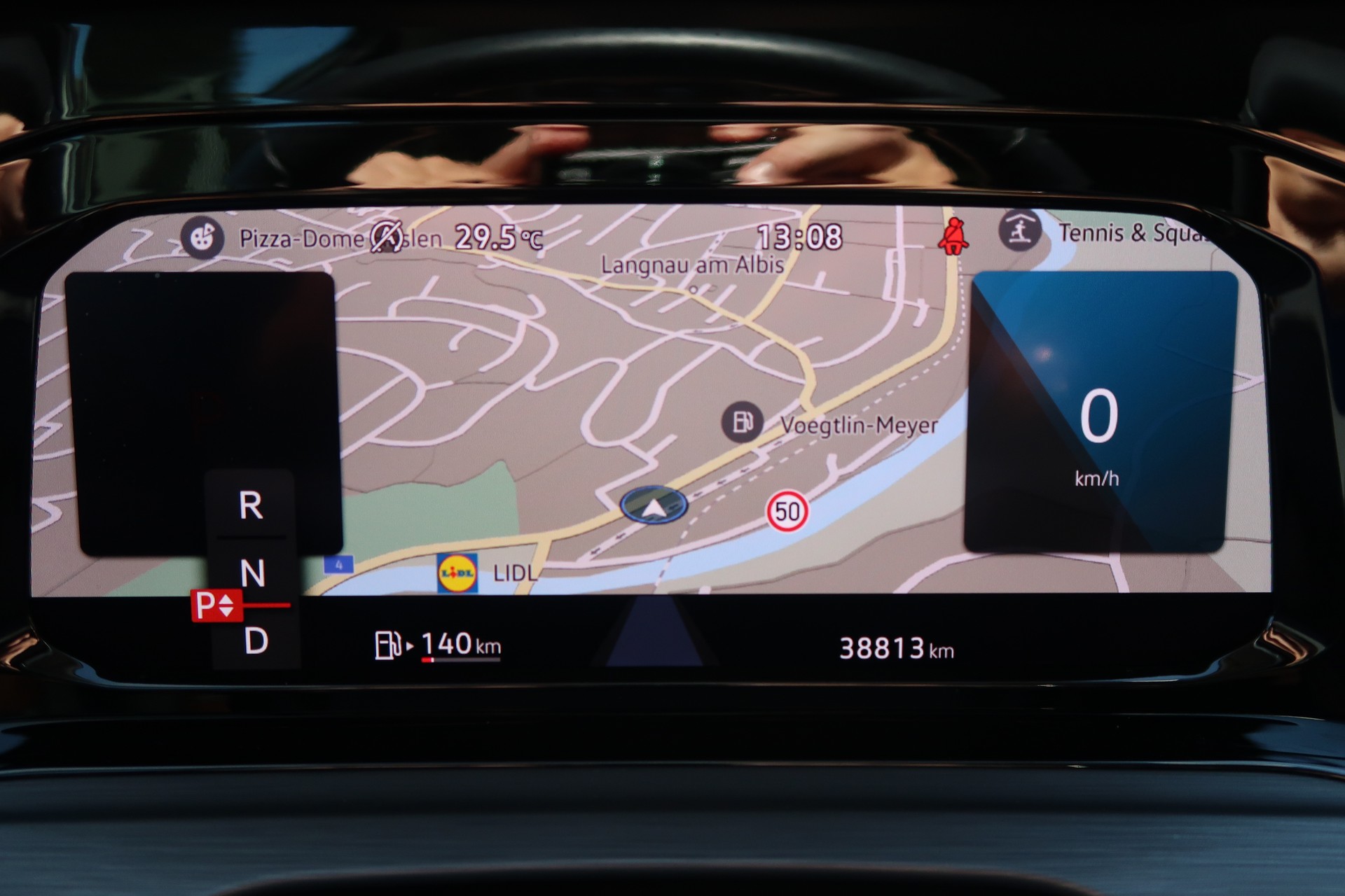 VW Golf 2.0 TSI Style DSG 4 Motion-image-17
