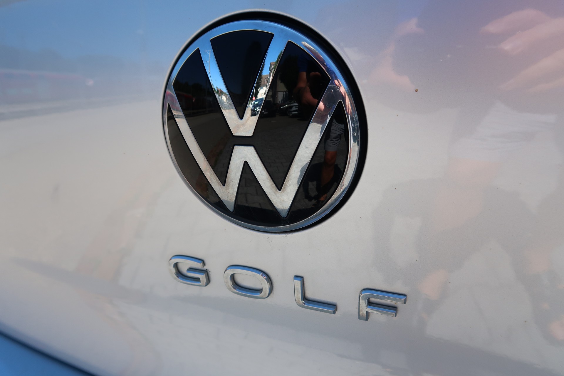 VW Golf 2.0 TSI Style DSG 4 Motion-image-24