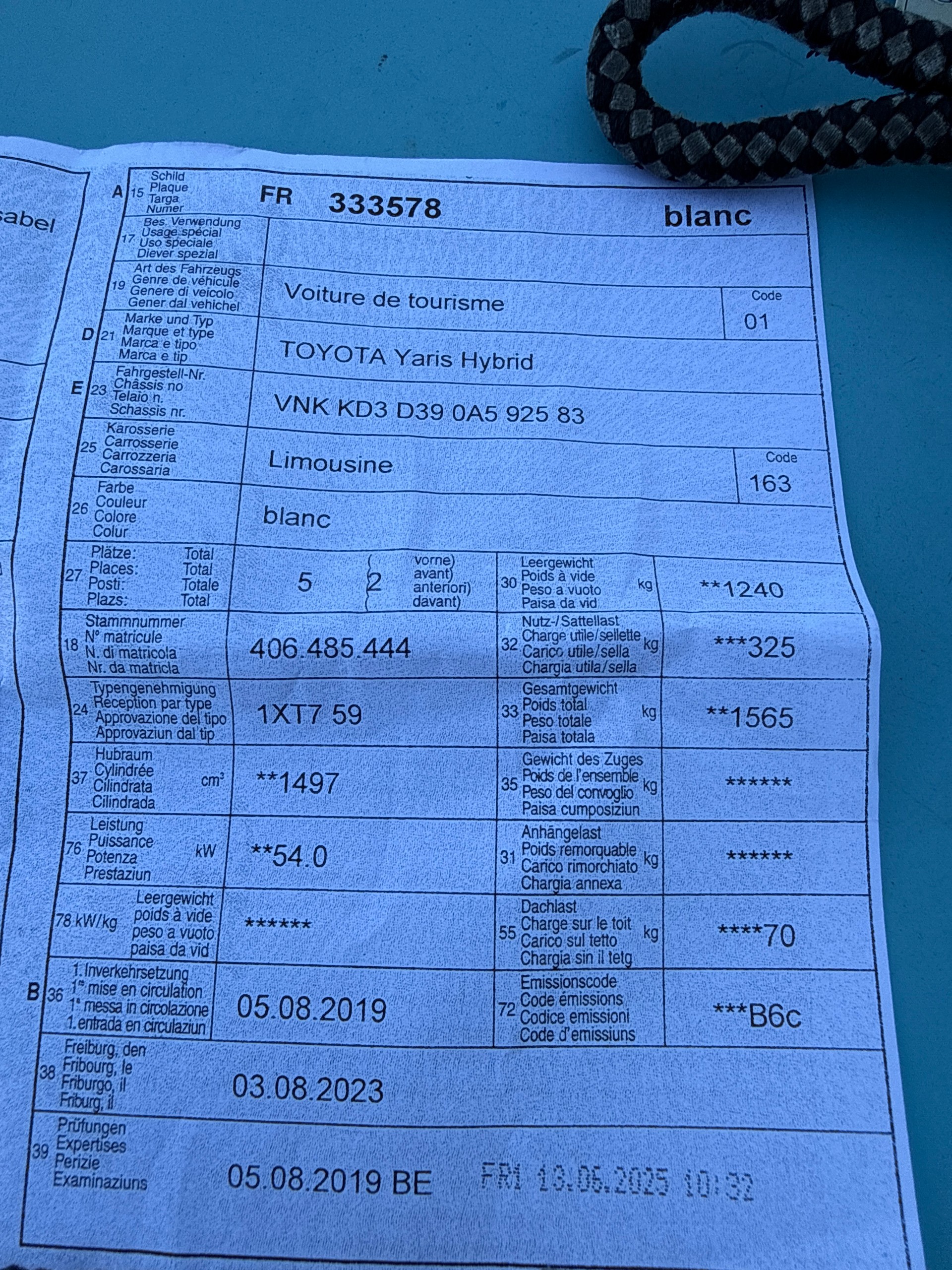 TOYOTA YARIS-image-13