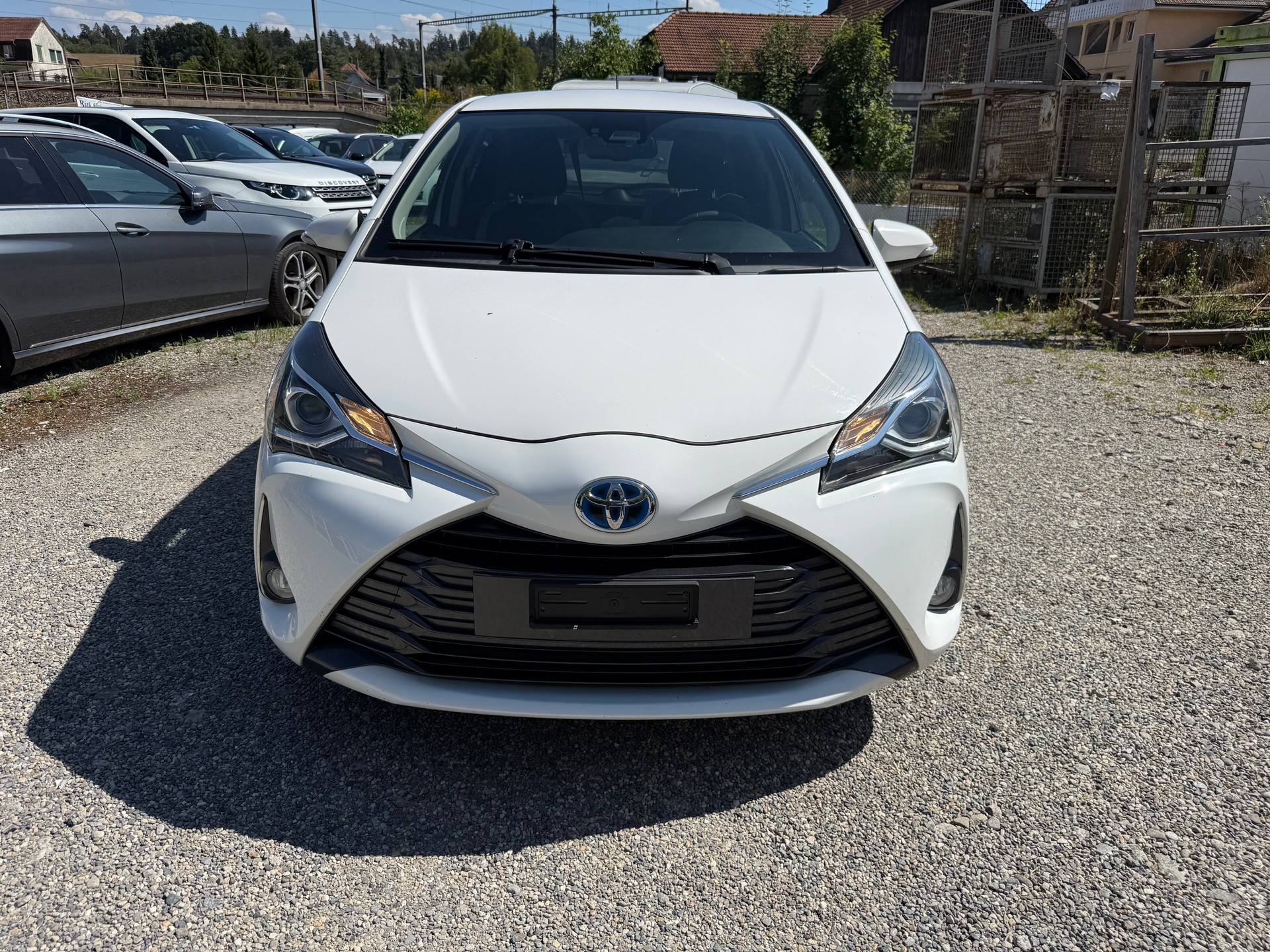 TOYOTA YARIS-image-0