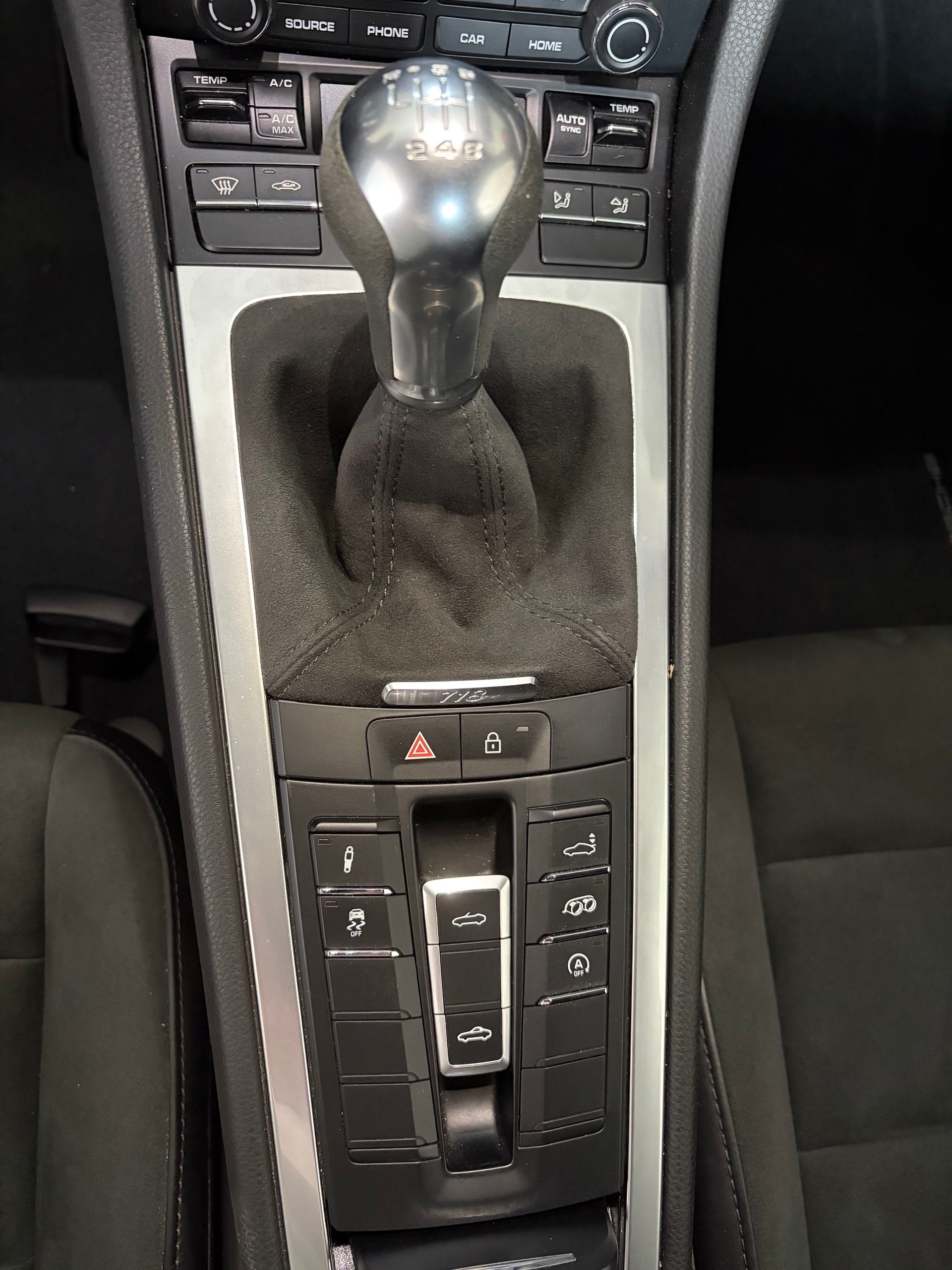 PORSCHE Boxster 718 4.0 GTS manuelle-image-14