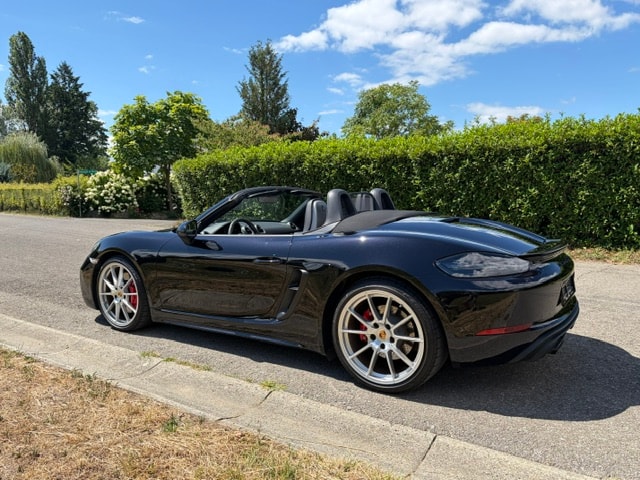 PORSCHE Boxster 4.0 GTS manuelle-image-10