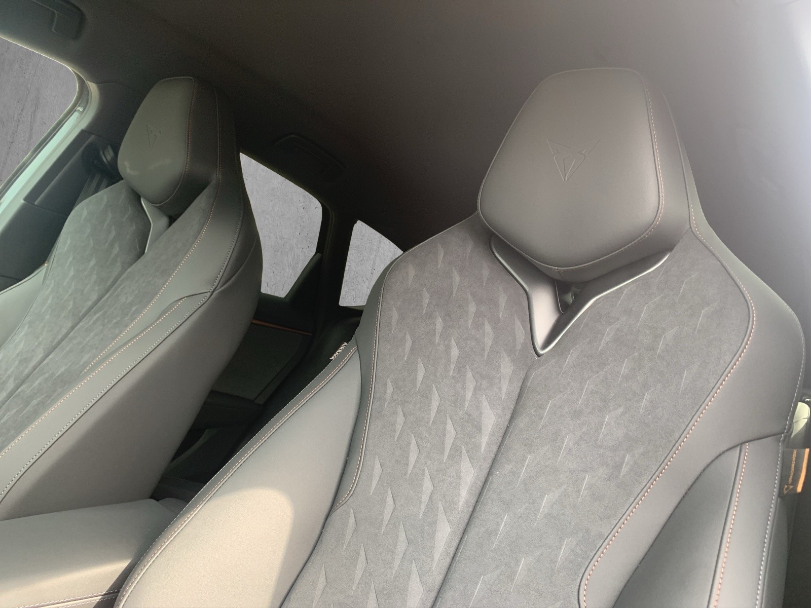 CUPRA Terramar 2.0 TSI DSG Prime Edition VZ 4Drive-image-12