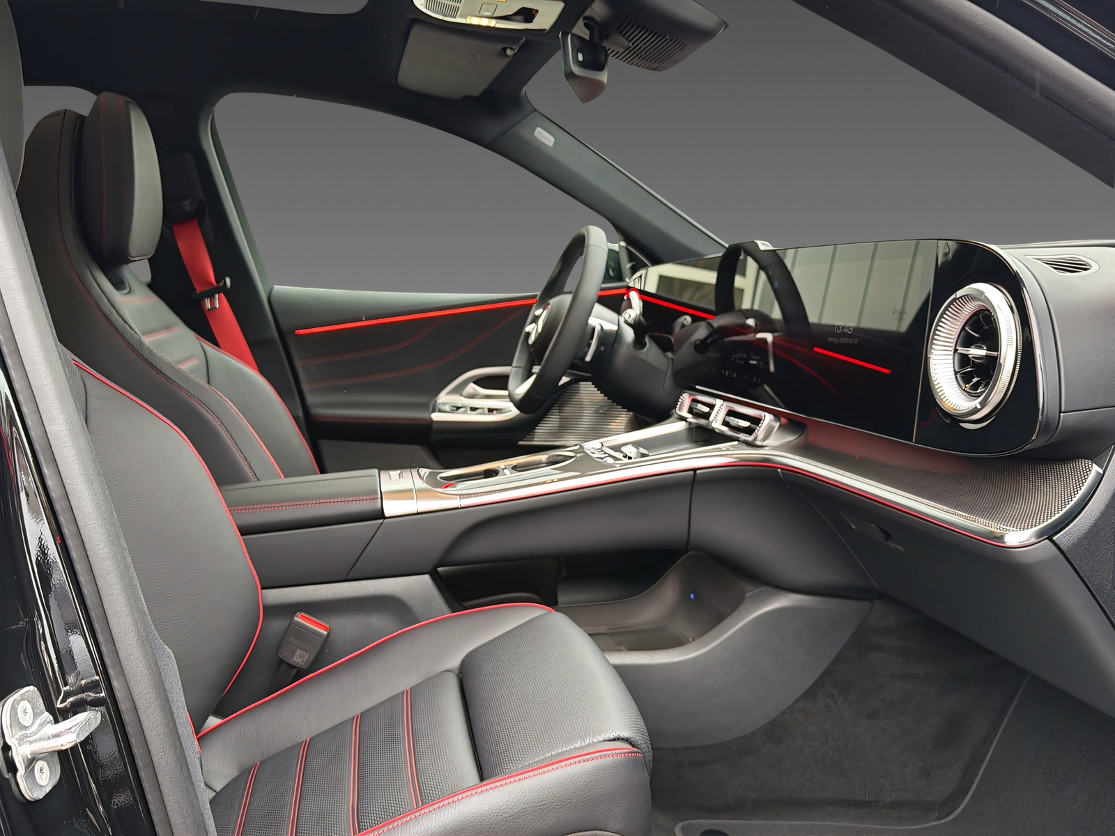 MERCEDES-BENZ GLC 400 4Matic EQ-image-15