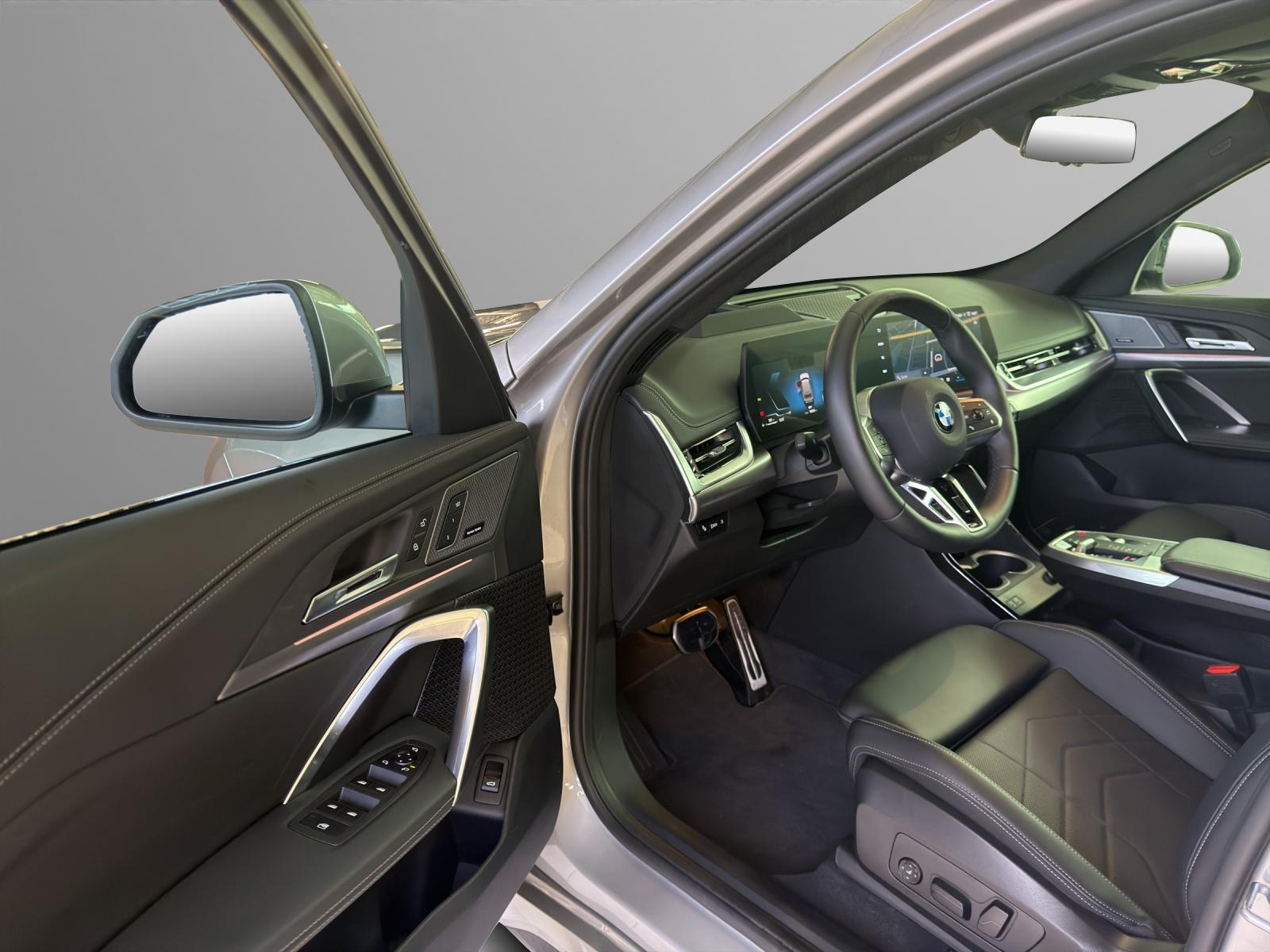 BMW X1 23i xDrive M-SportPaket-image-9
