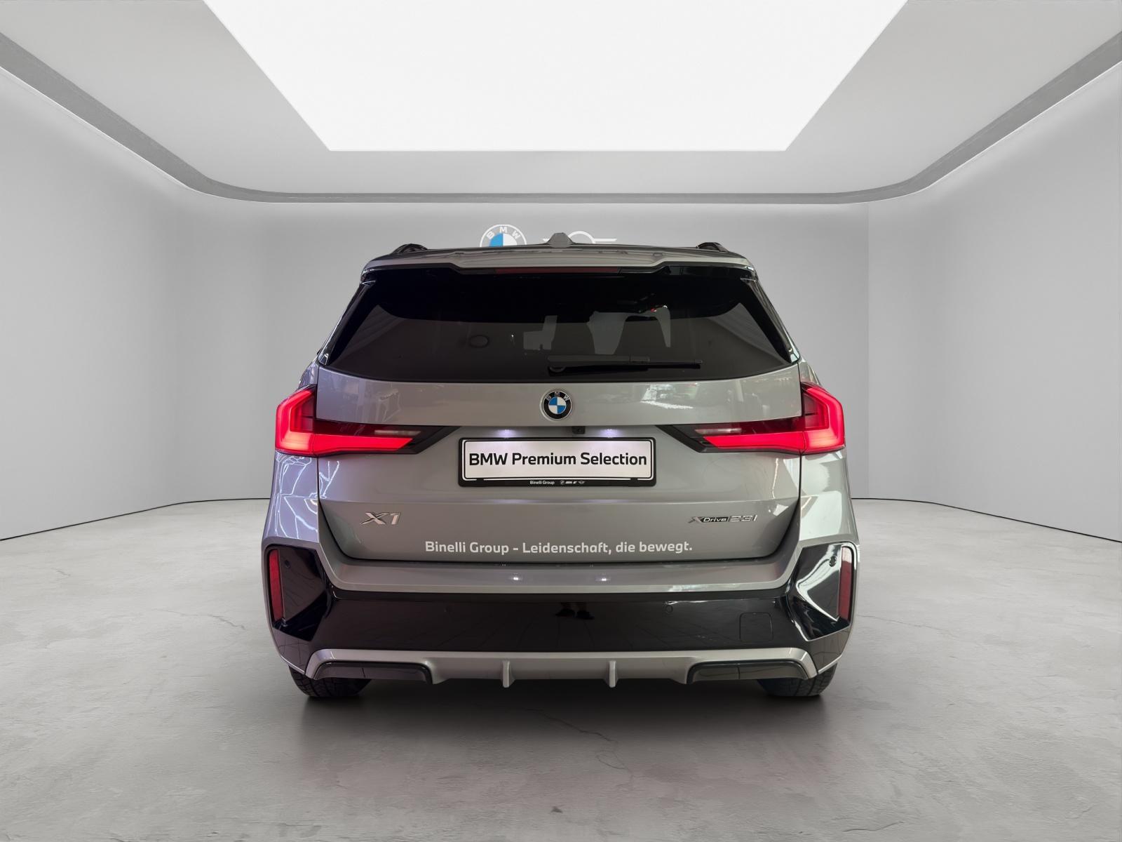 BMW X1 23i xDrive M-SportPaket-image-3