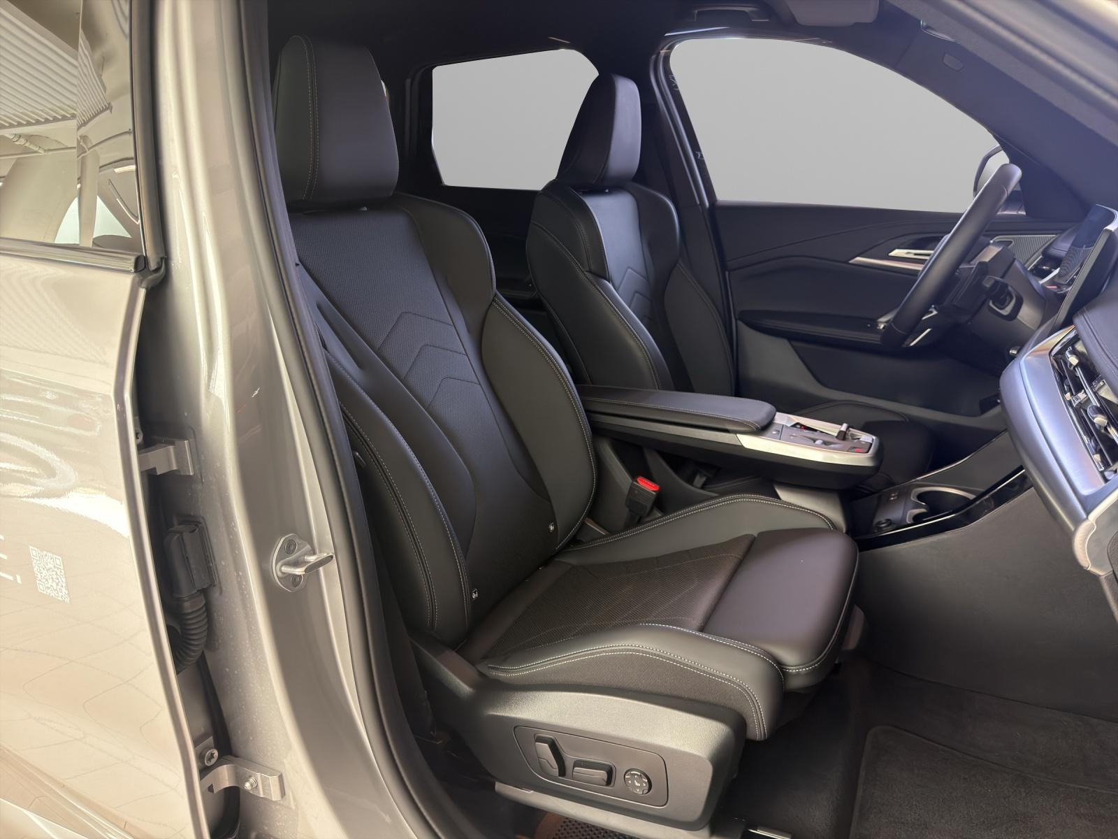 BMW X1 23i xDrive M-SportPaket-image-17