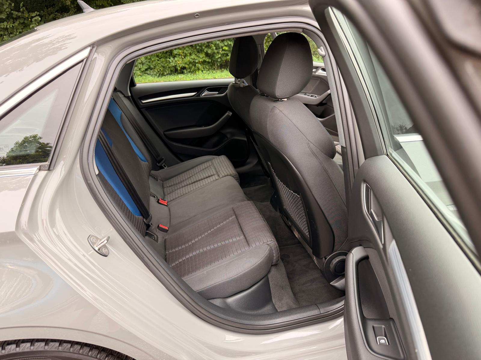 AUDI A3 Sportback 35 TFSI S-tronic-image-11