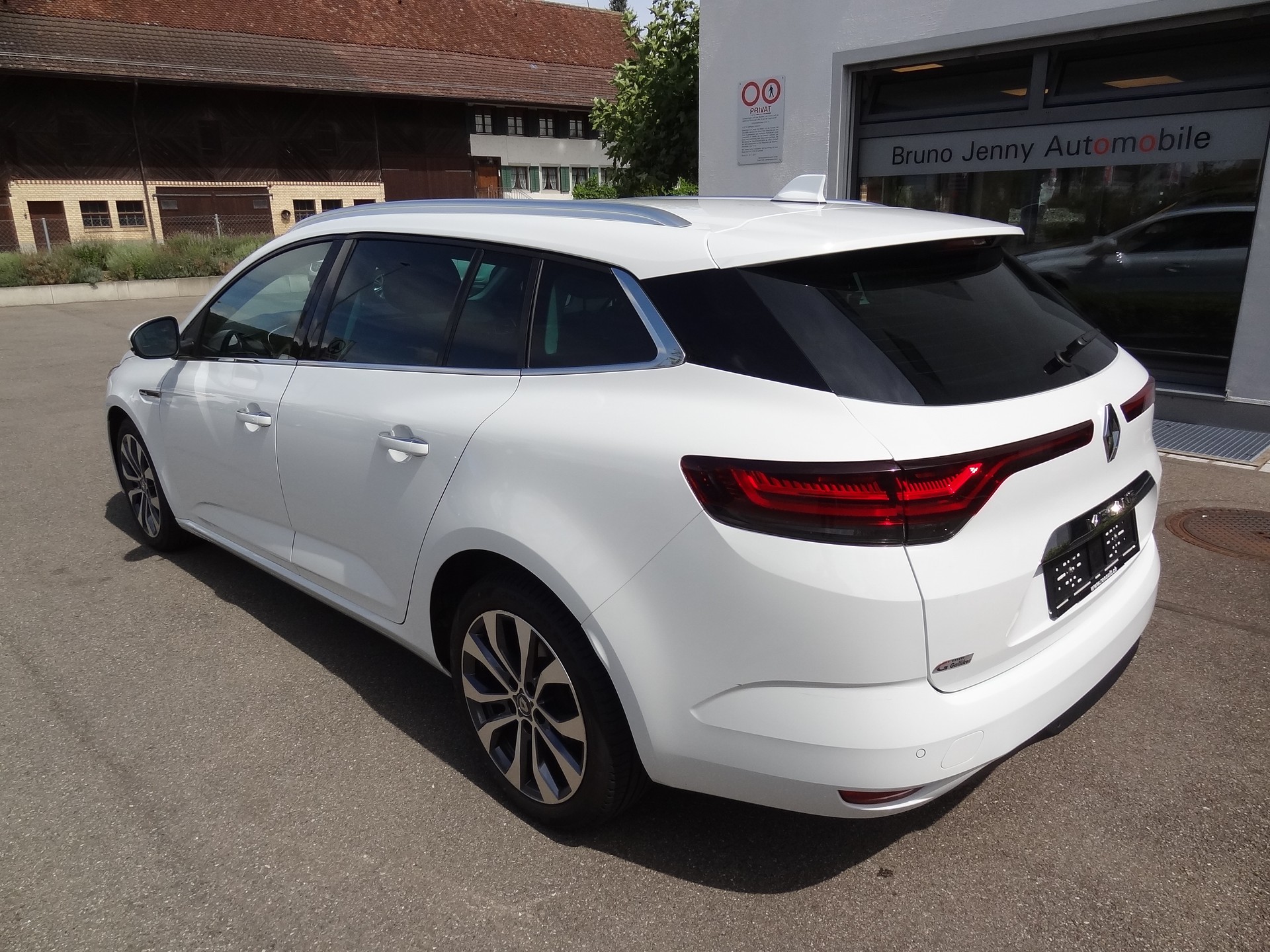 RENAULT Mégane Grandtour 1.3 16V Turbo Techno EDC-showroom-element-3