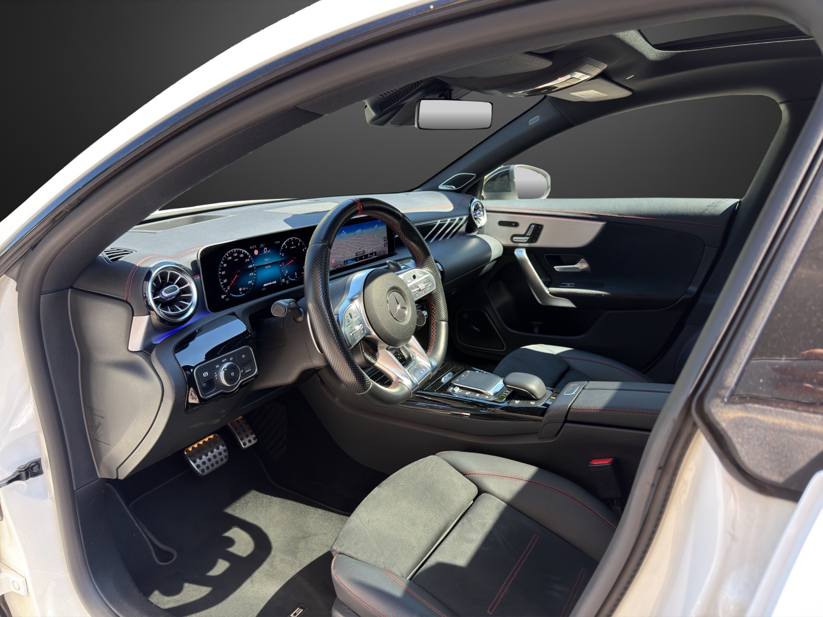 MERCEDES-BENZ CLA Shooting Brake 45 S AMG 4Matic+ 8G-DCT-image-9