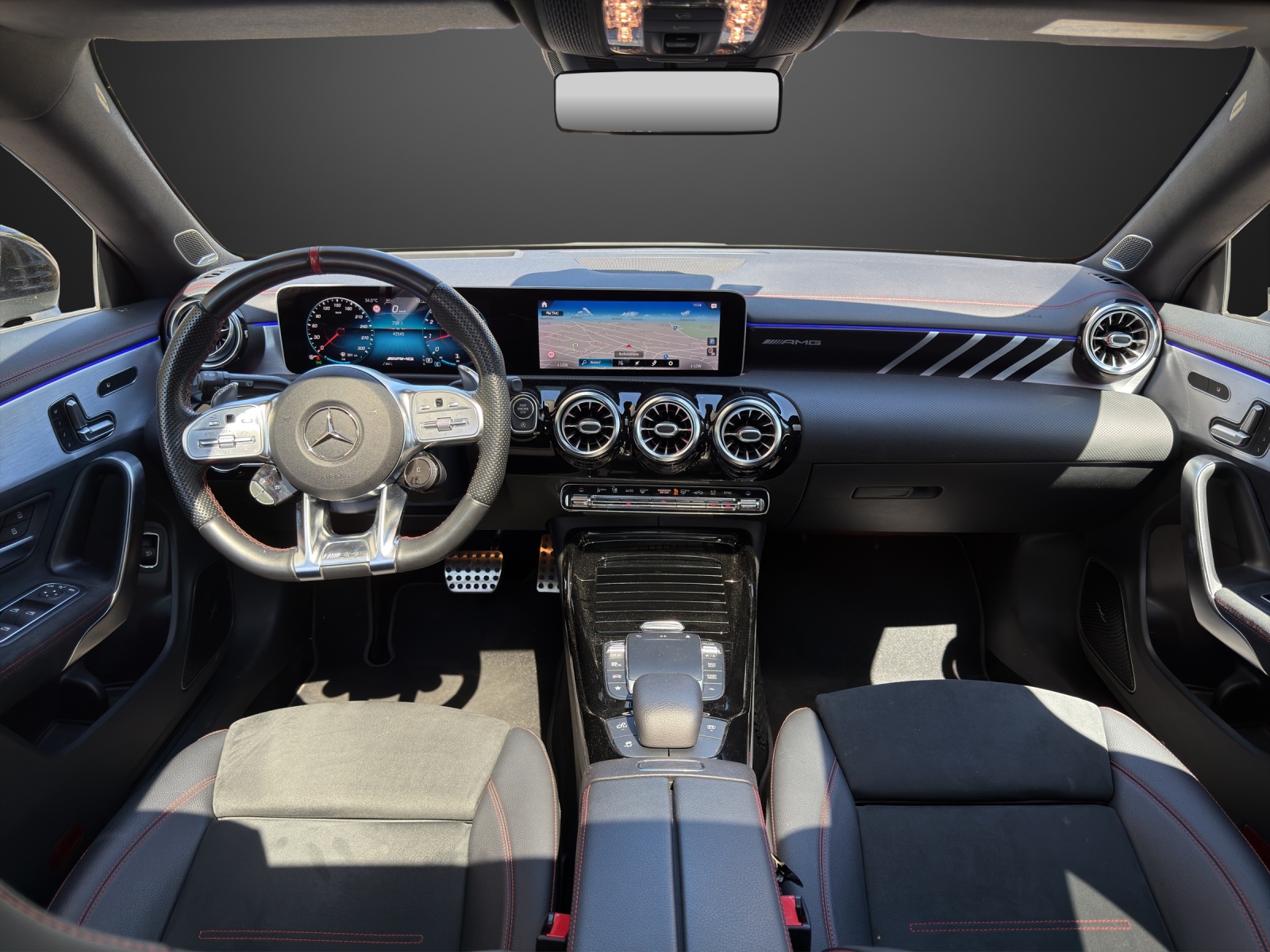 MERCEDES-BENZ CLA Shooting Brake 45 S AMG 4Matic+ 8G-DCT-image-11