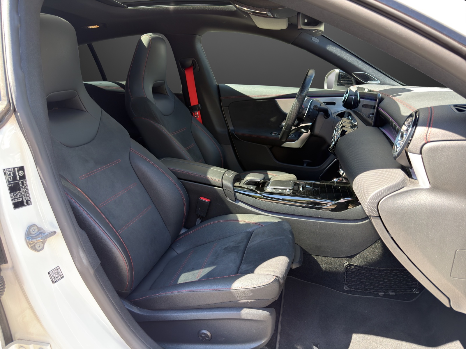 MERCEDES-BENZ CLA Shooting Brake 45 S AMG 4Matic+ 8G-DCT-image-13