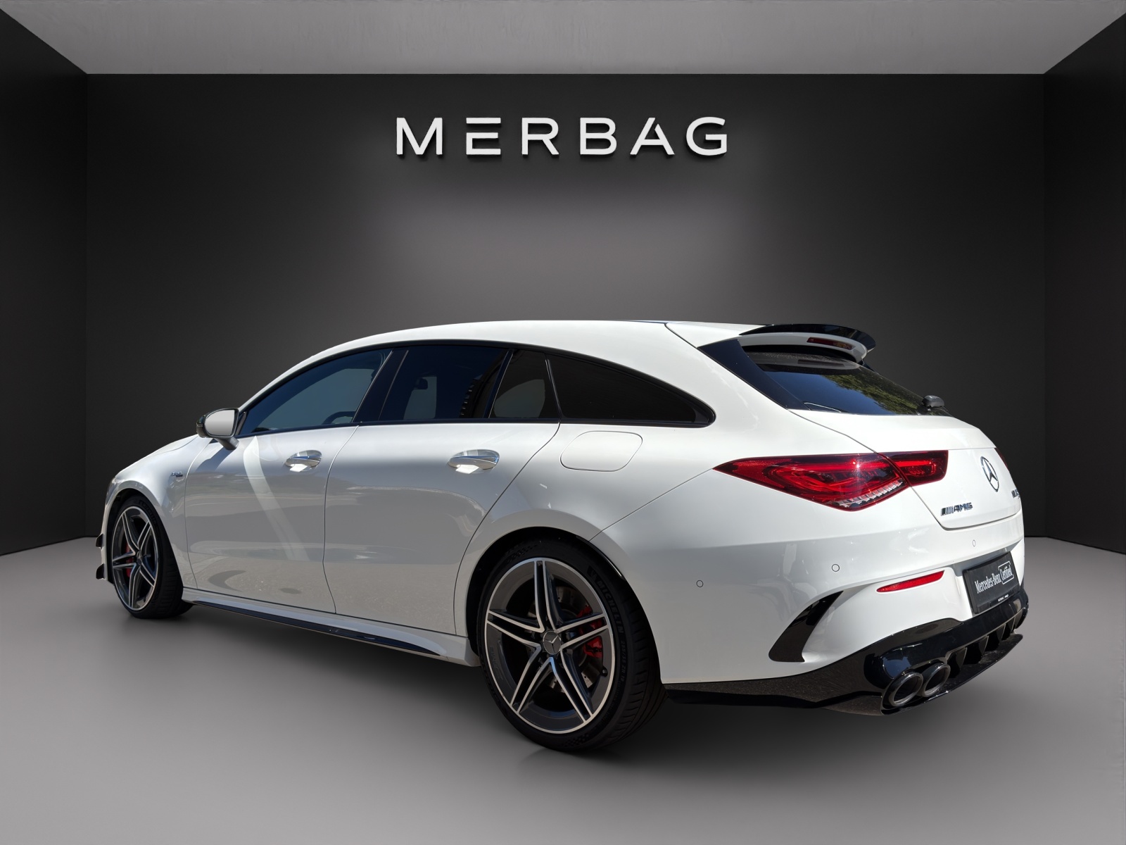 MERCEDES-BENZ CLA Shooting Brake 45 S AMG 4Matic+ 8G-DCT-image-4