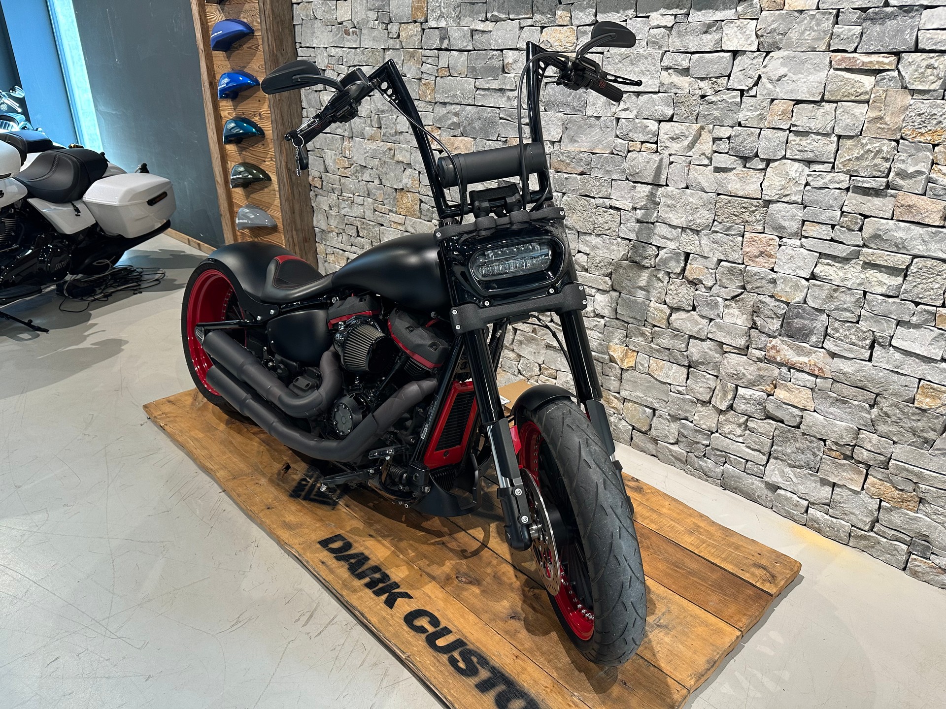 HARLEY-DAVIDSON FXFBS Fat Bob 114 ABS-showroom-element-1