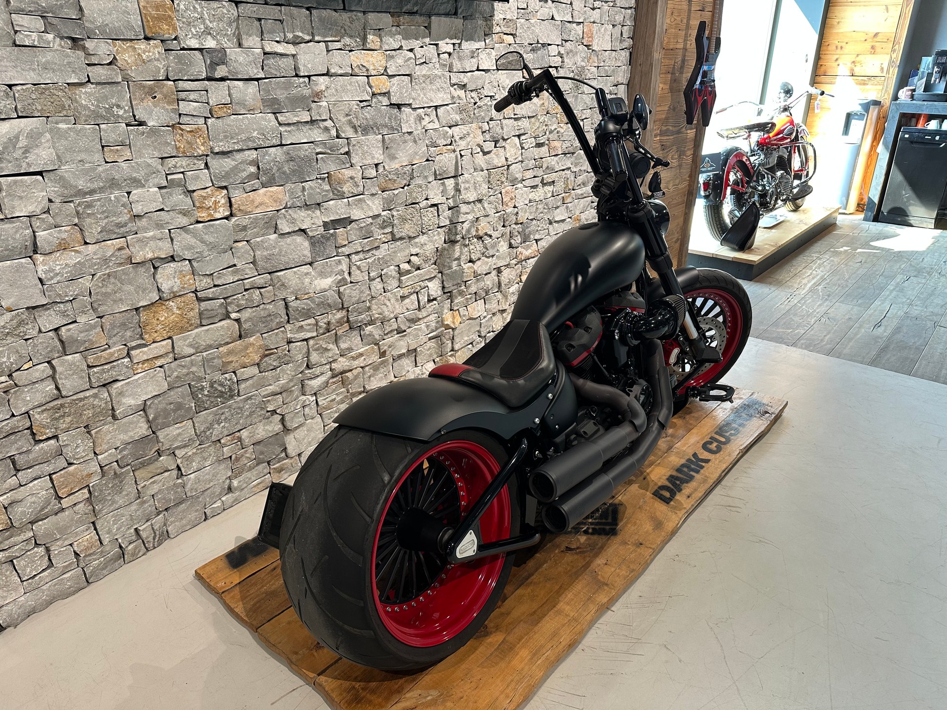 HARLEY-DAVIDSON FXFBS Fat Bob 114 ABS-showroom-element-2