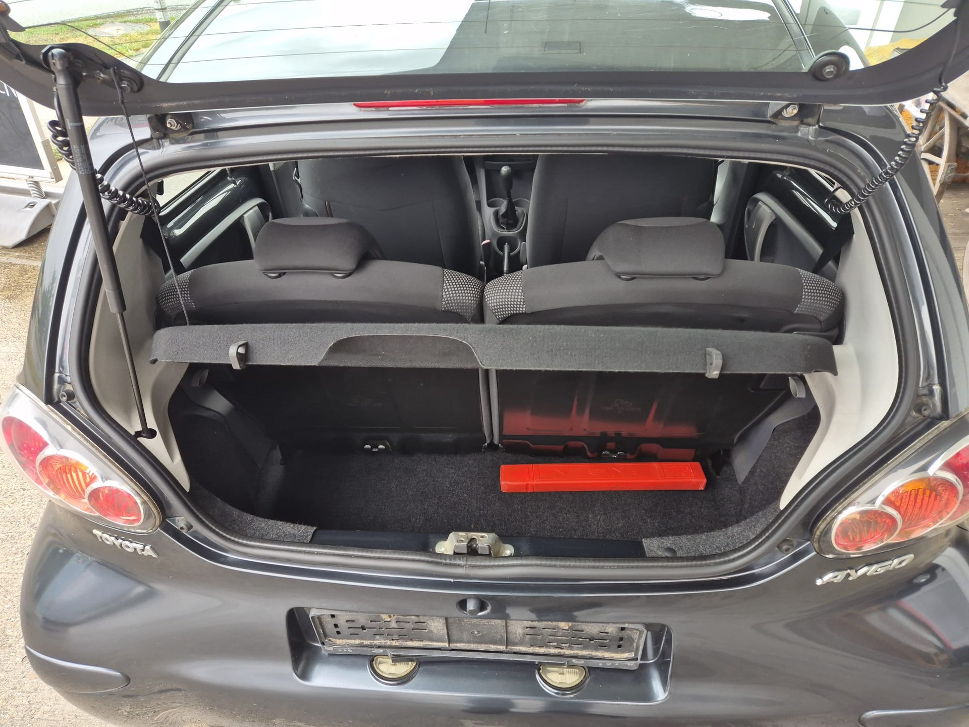 TOYOTA Aygo 1.0 Linea Luna-image-11