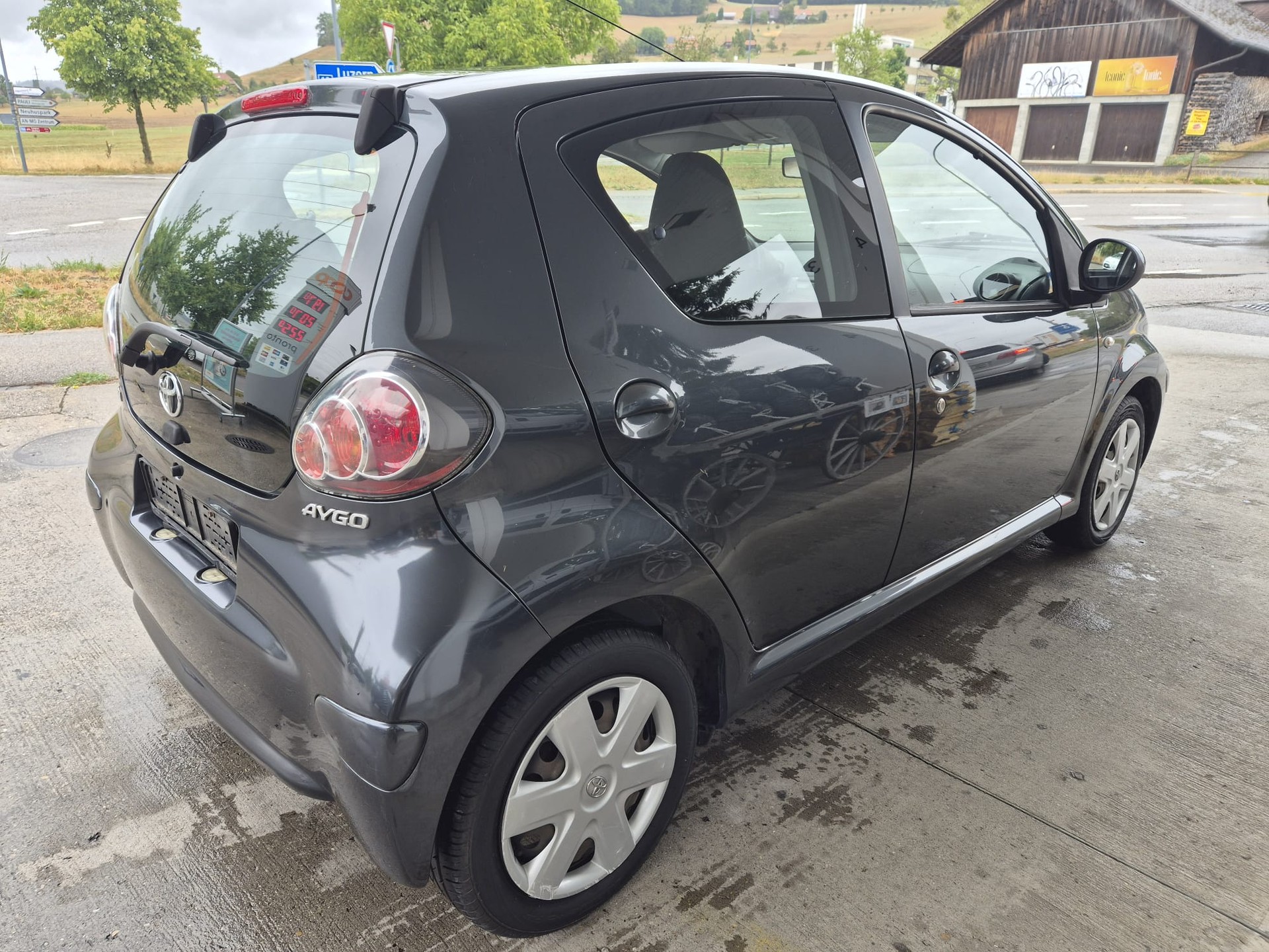 TOYOTA Aygo 1.0 Linea Luna-image-4