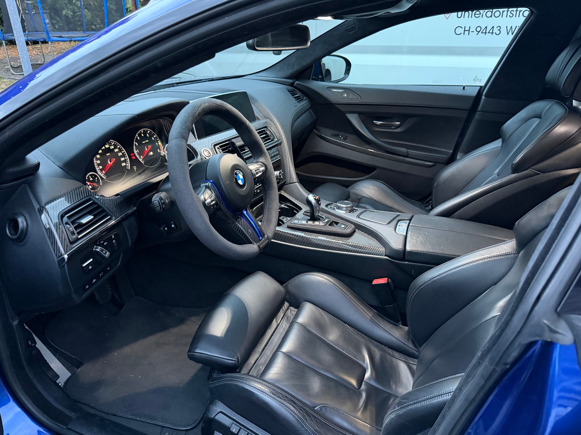 BMW M6-image-5