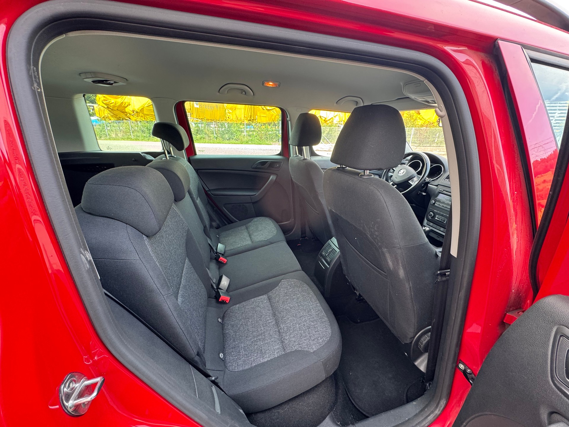 SKODA Yeti 1.4 TSI Elegance 4x2 DSG-image-8