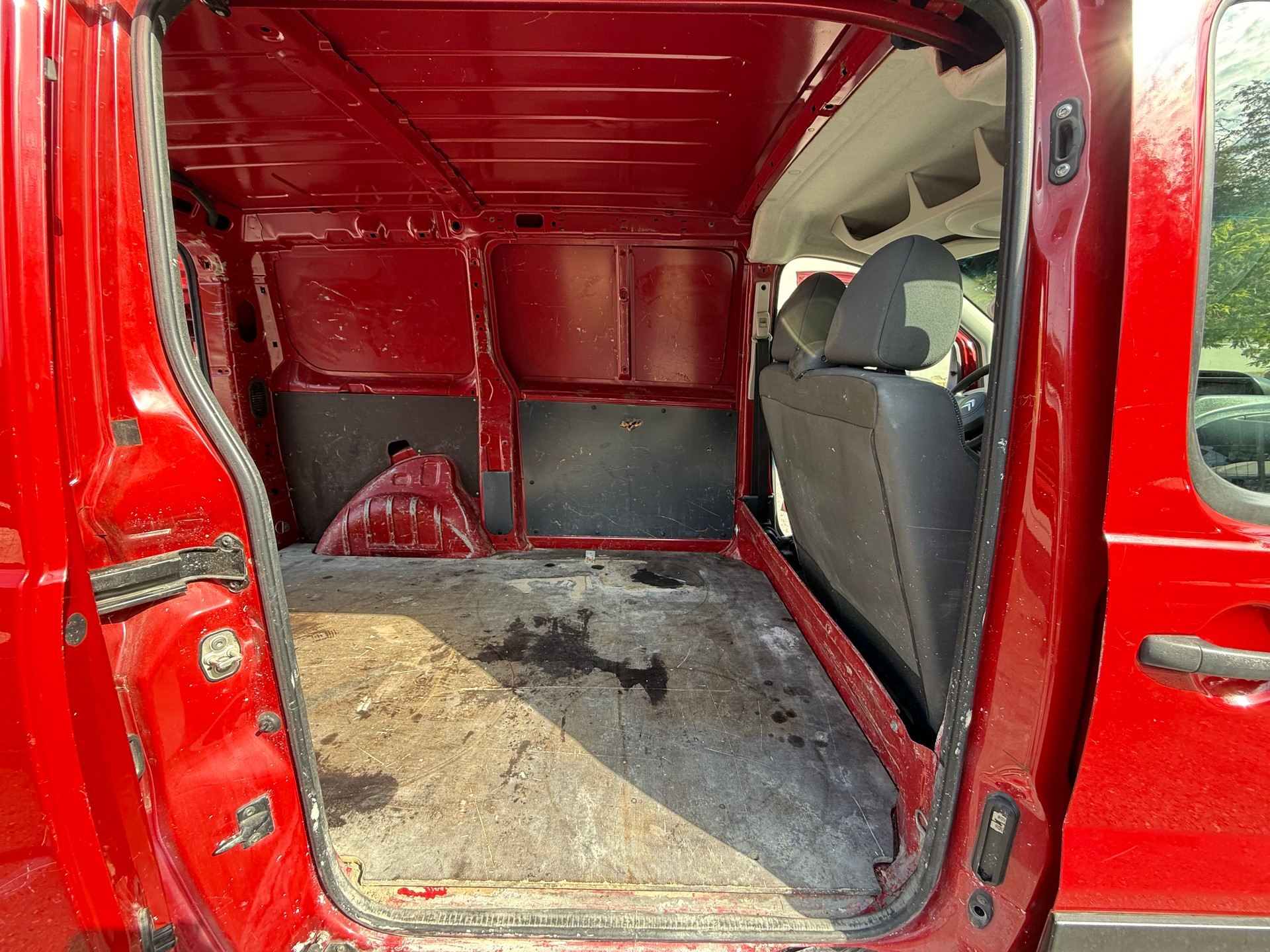 CITROEN Jumpy 2.0 HDi 12 L2H1-image-10