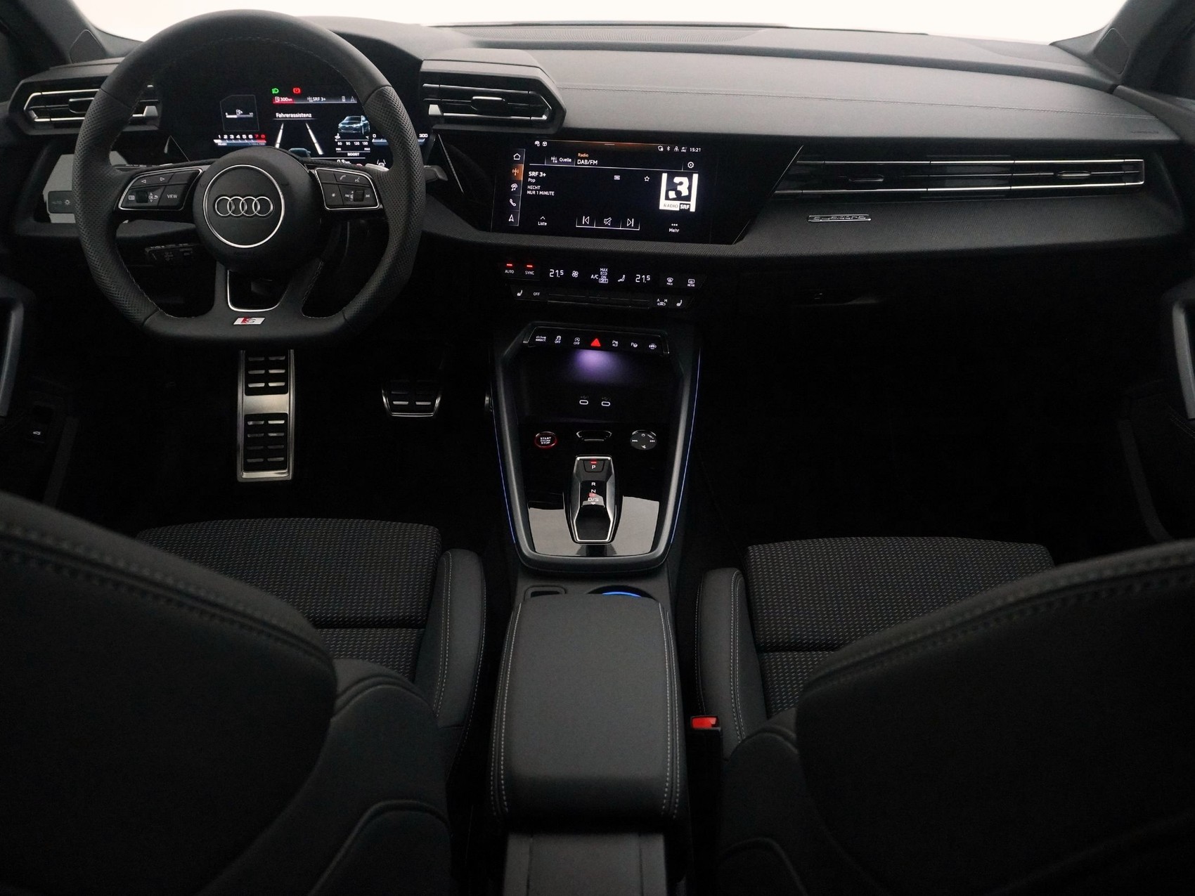 AUDI S3 Sportback 2.0 T FSI quattro S-Tronic-image-10