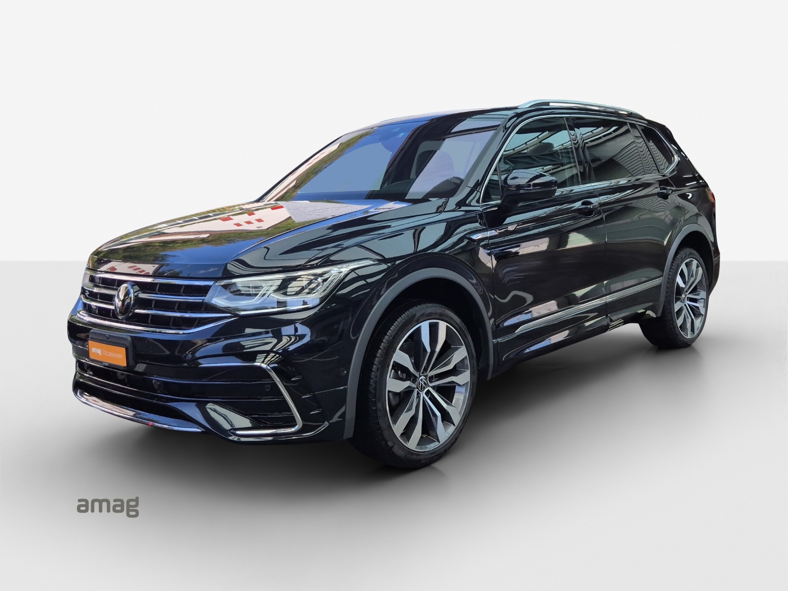 VW Tiguan Allspace 2.0 TDI SCR R-Line 4Motion DSG-image-0