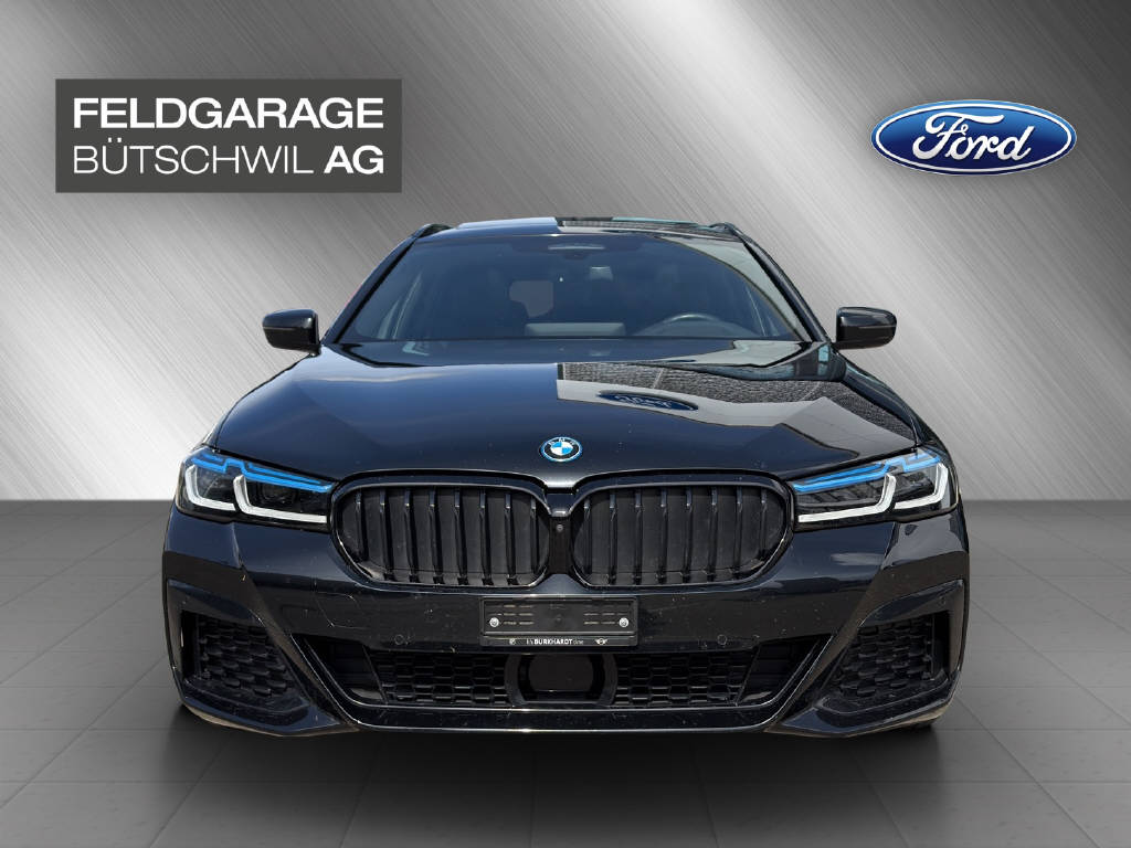 BMW 530e xDrive SAG Touring MSport-image-1