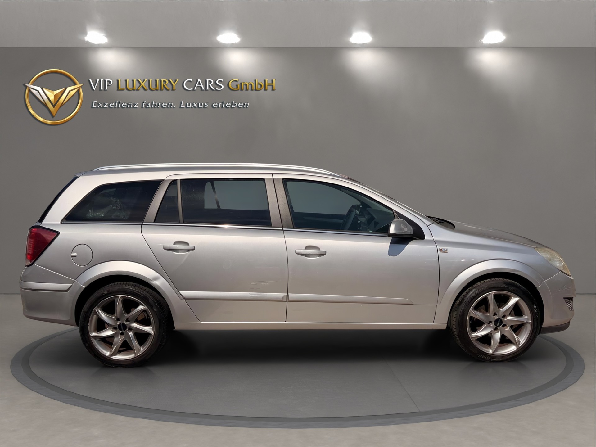 OPEL Astra Caravan 1.6i 16V Enjoy-image-4