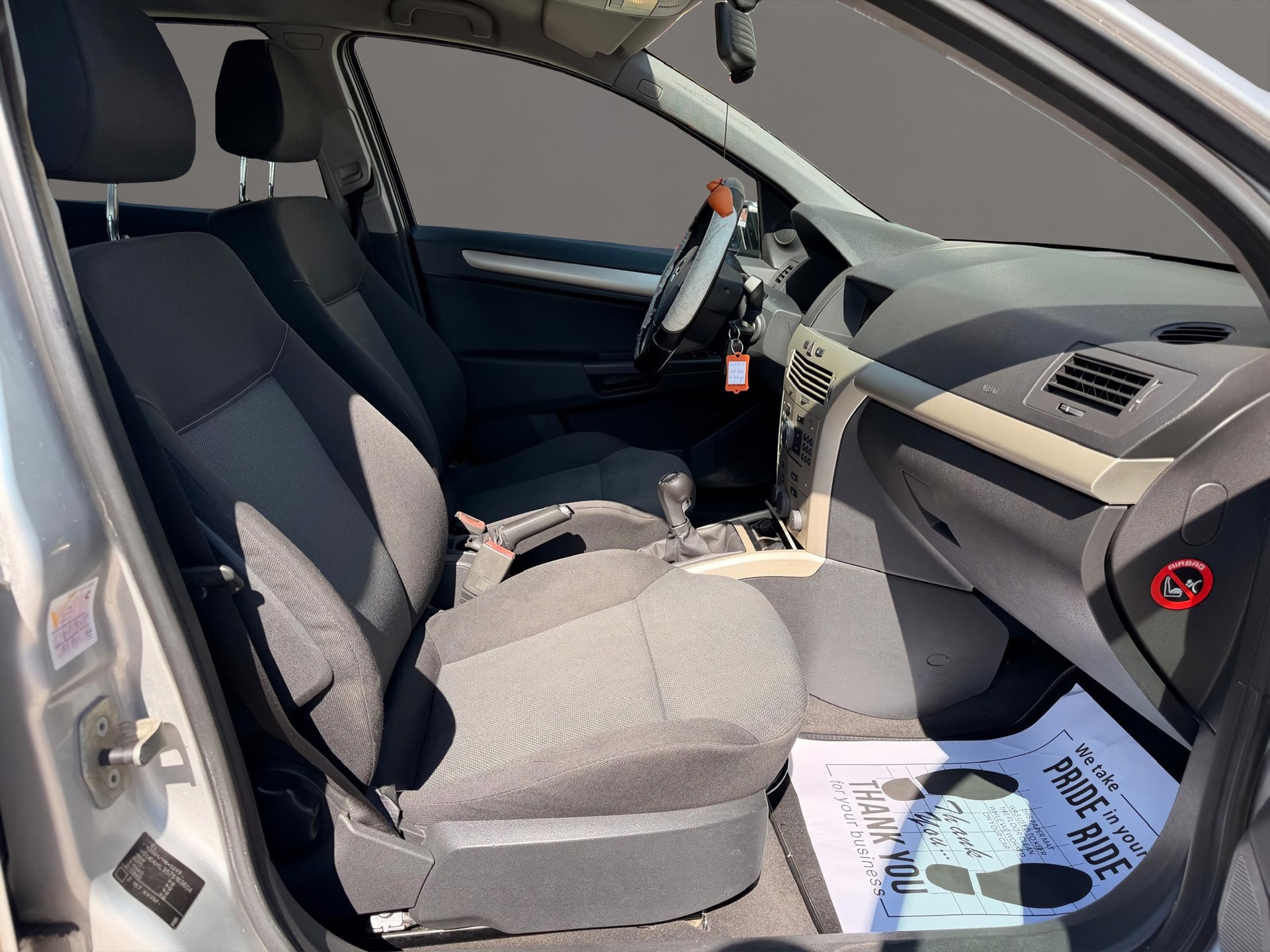 OPEL Astra Caravan 1.6i 16V Enjoy-image-10