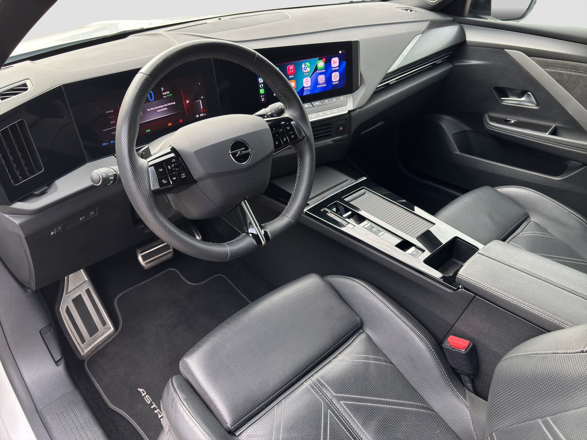 OPEL Astra 1.6 PHEV Turbo Swiss Plus A-image-9