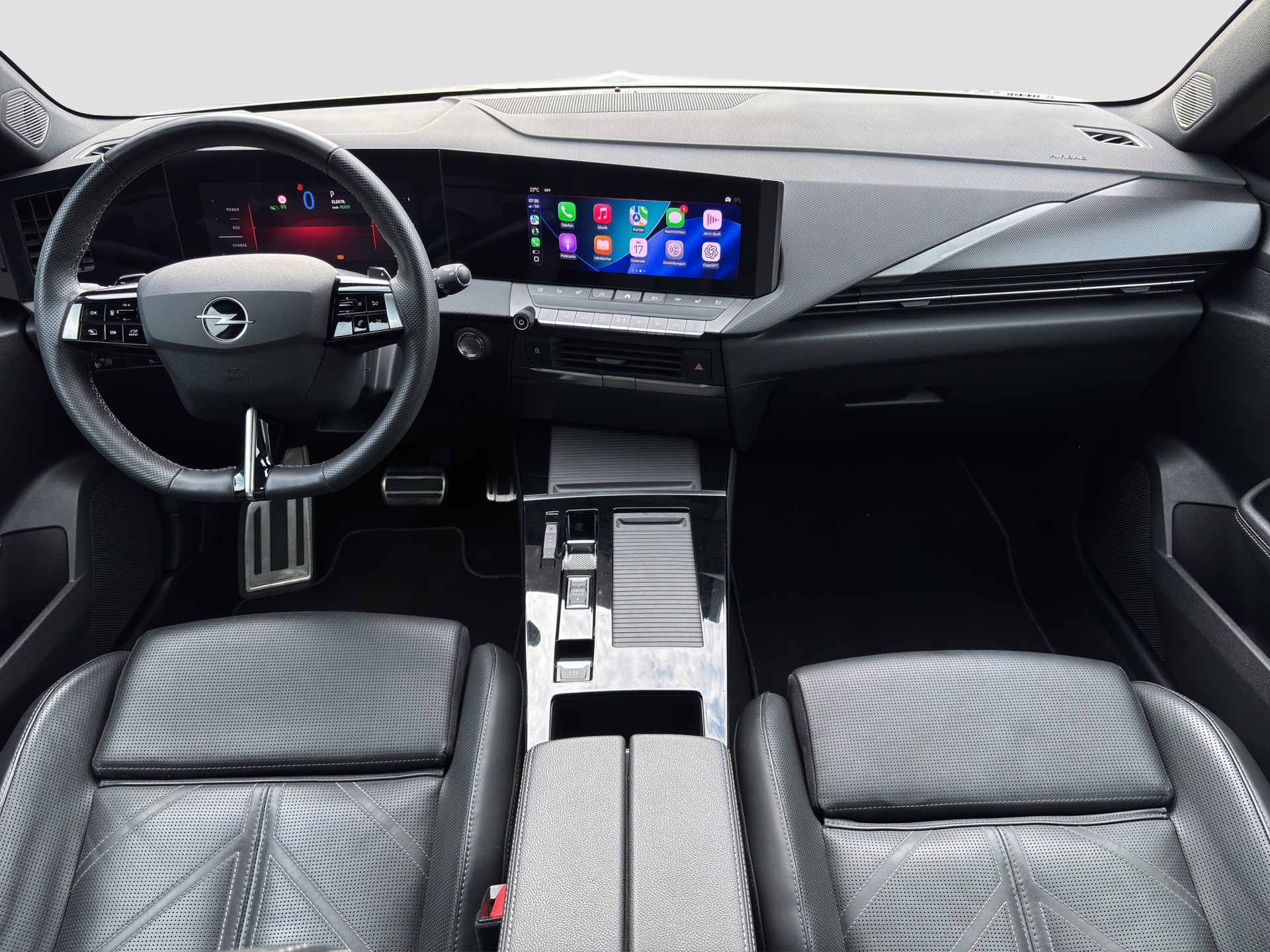 OPEL Astra 1.6 PHEV Turbo Swiss Plus A-image-3