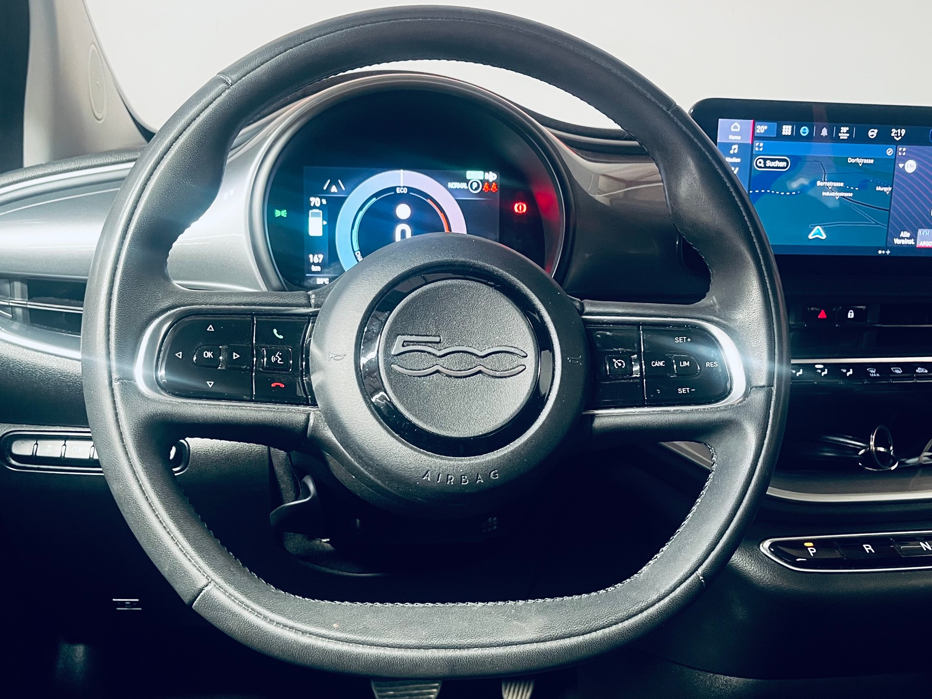 FIAT 500 electric 87 kW Icon-image-16