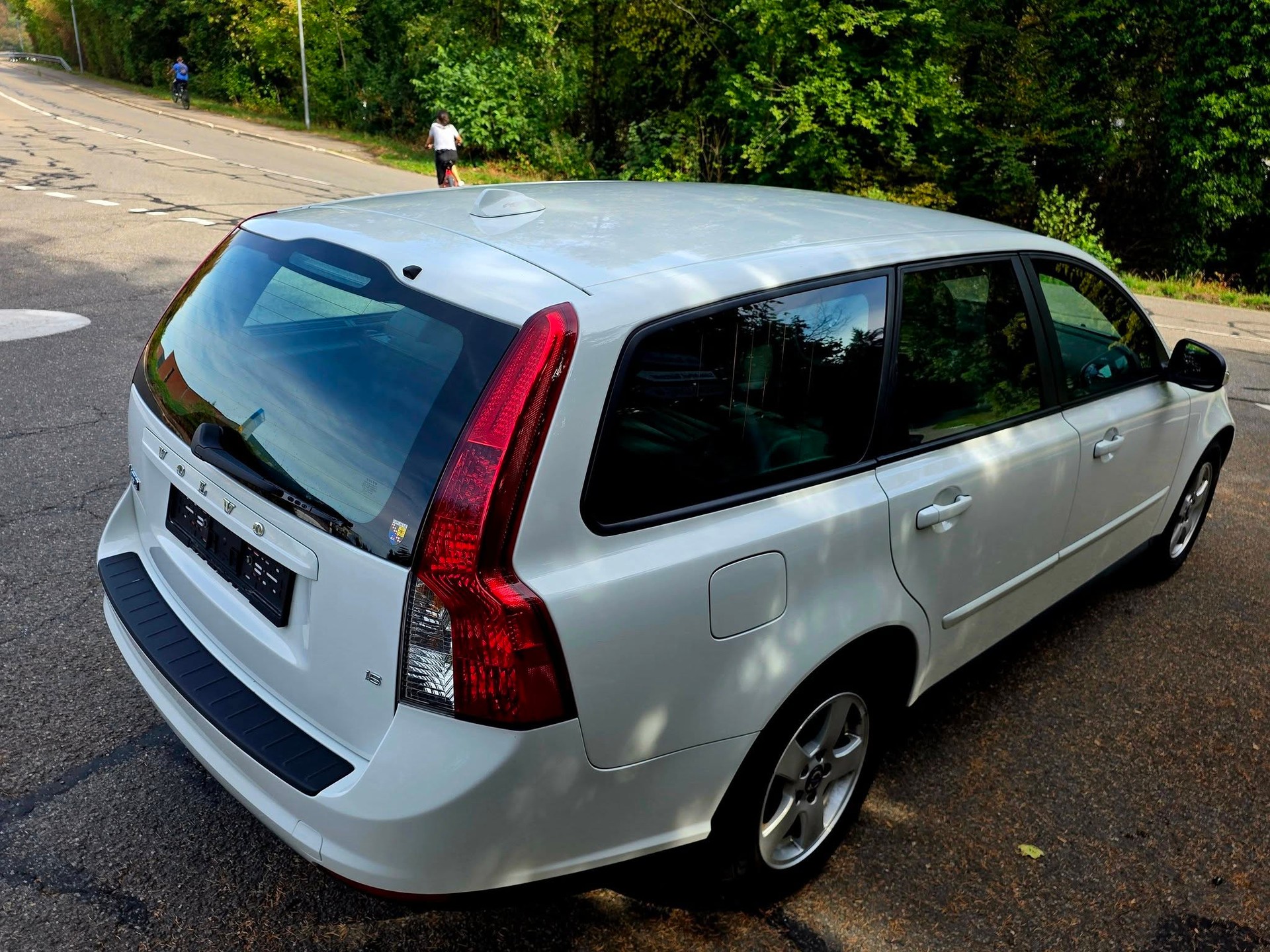 VOLVO V50 1.6 Kinetic-image-6