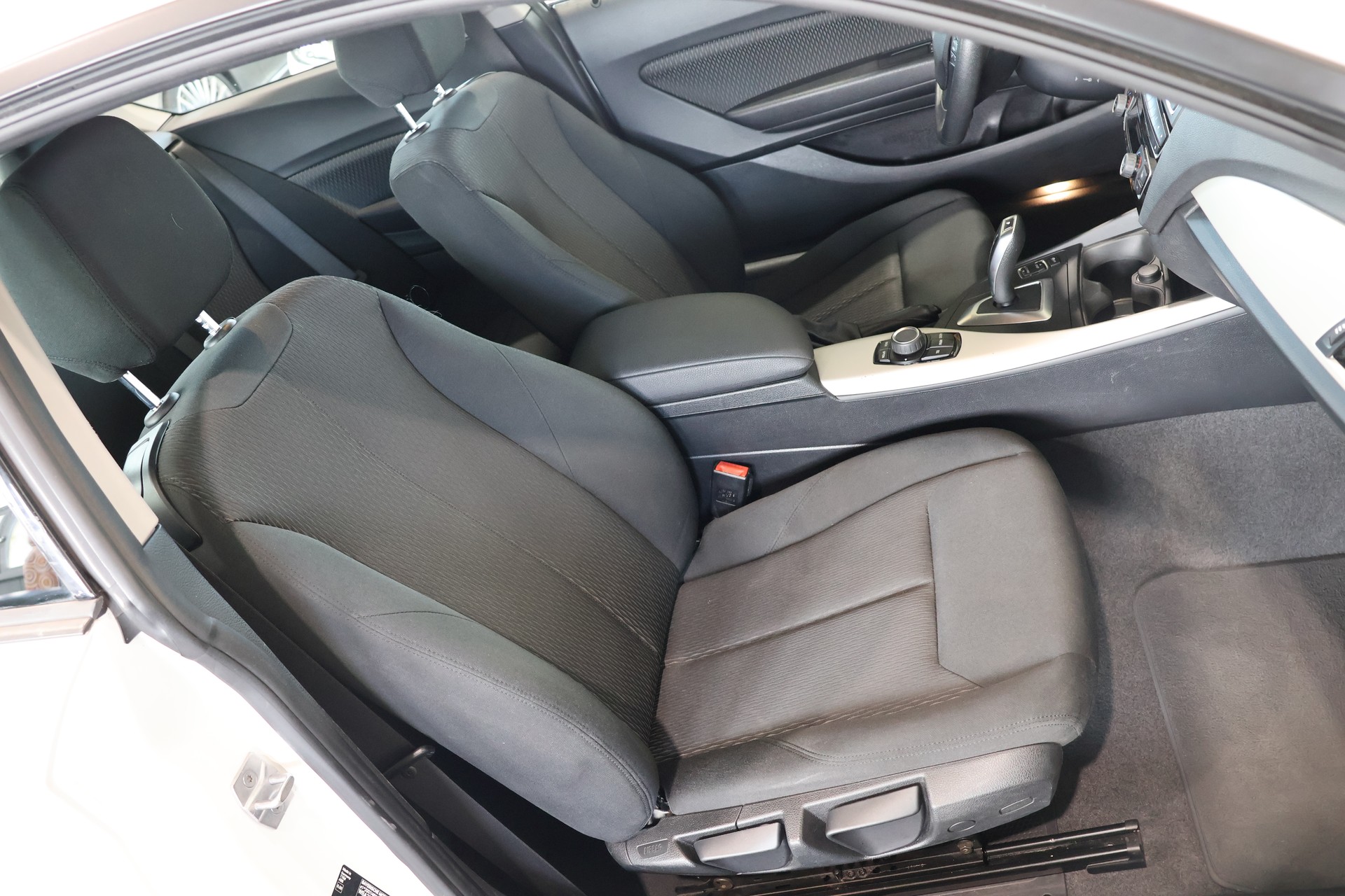 BMW 116d Steptronic-image-13