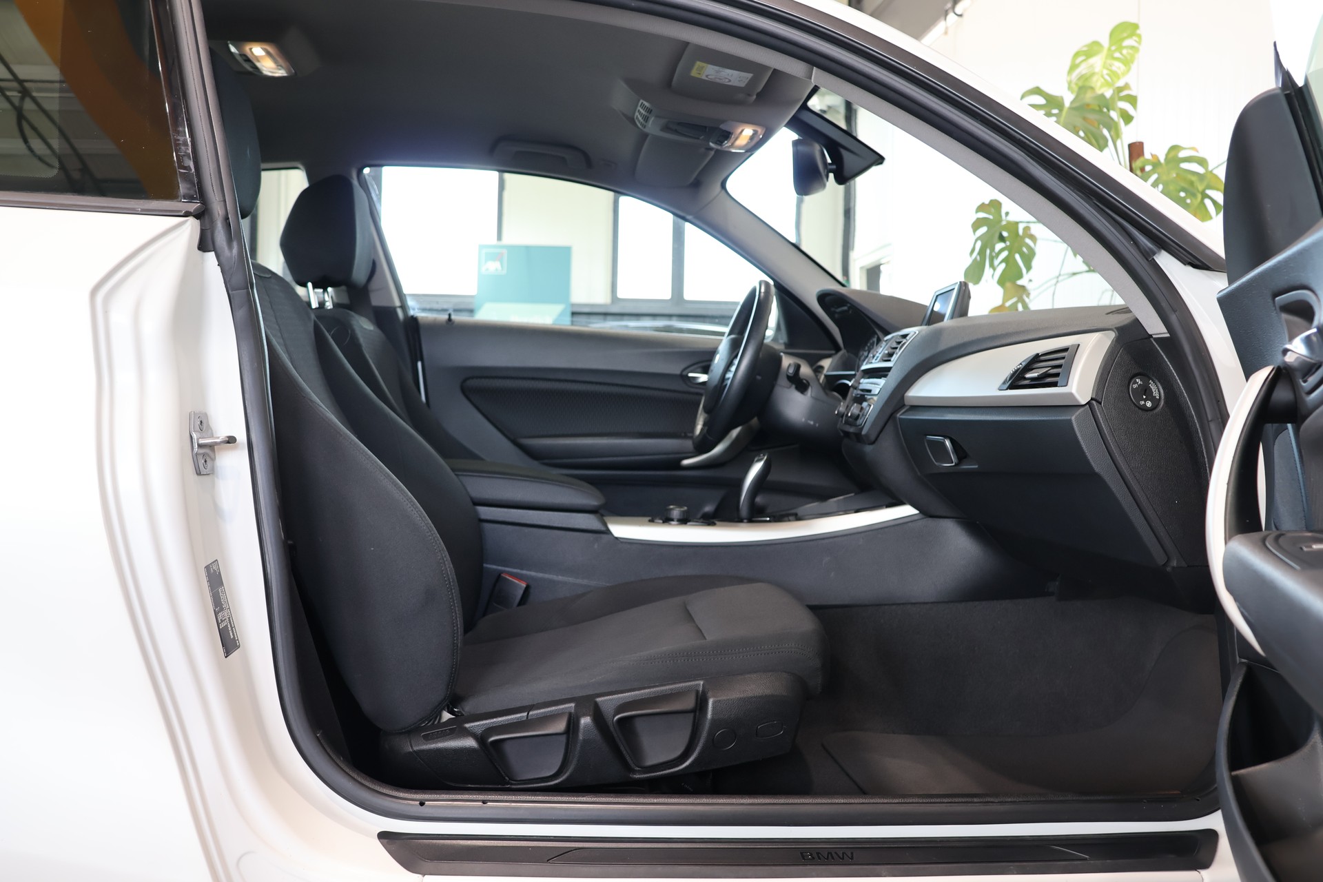 BMW 116d Steptronic-image-12