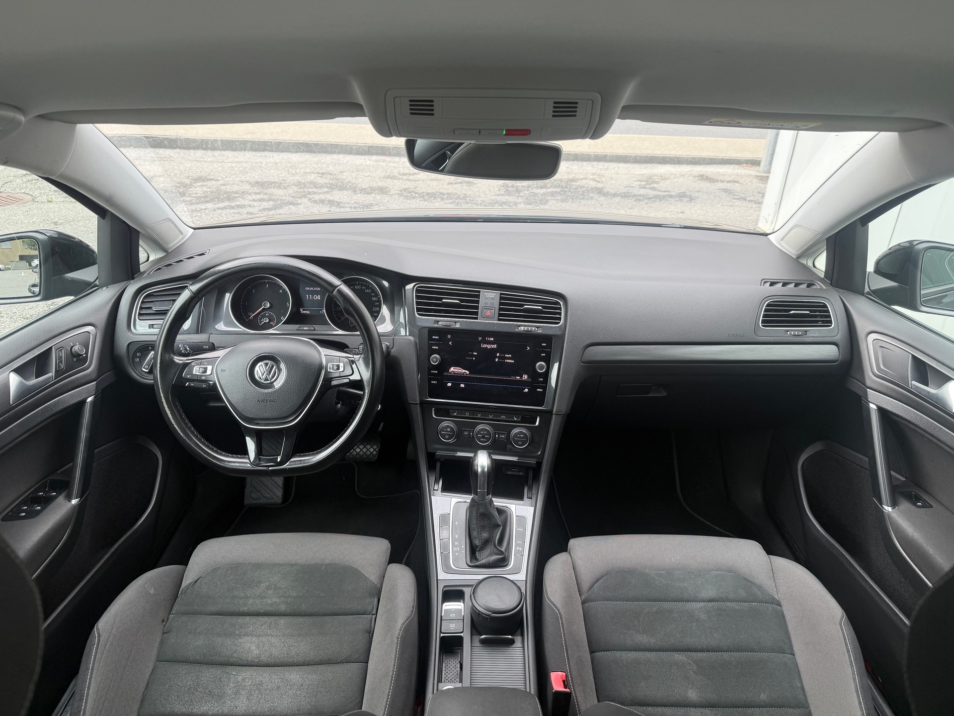 VW Golf 1.6 TDI Comfortline DSG-image-14