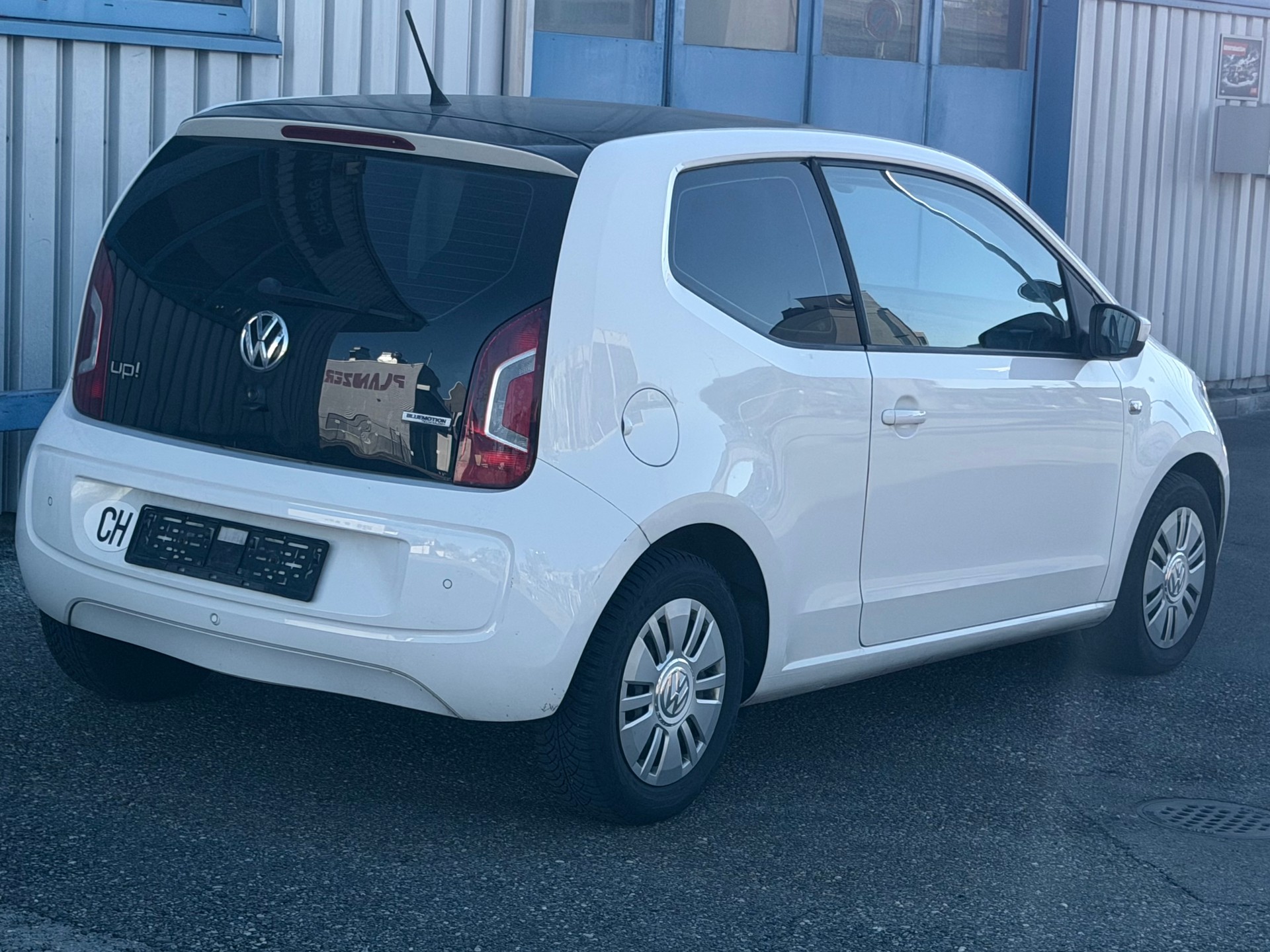 VW Up 1.0 BMT move up-image-7