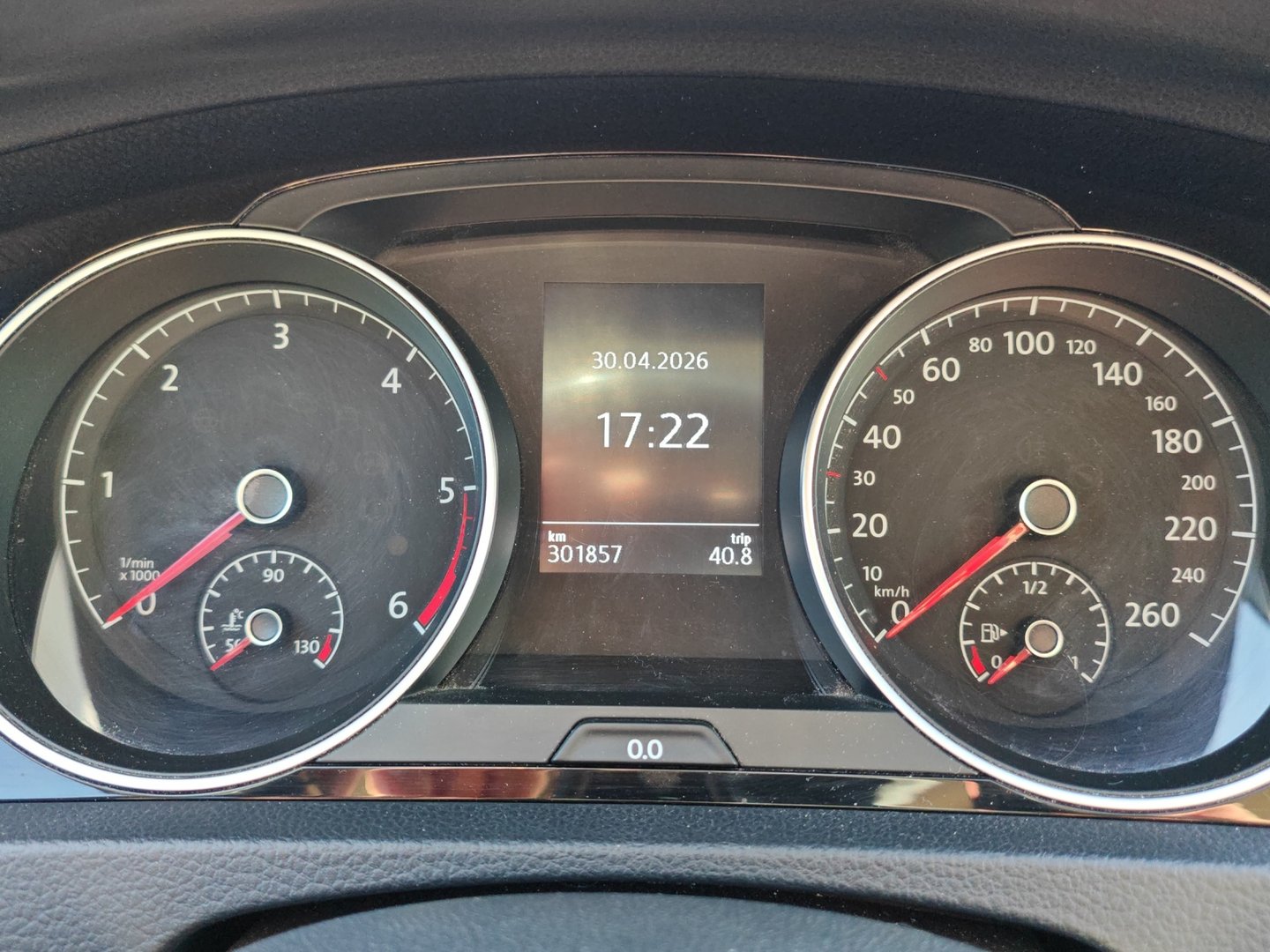 VW Golf Variant 2.0 TDI Allstar 4Motion – GPS, caméra, sièges chauffants, bi-xénon-image-19