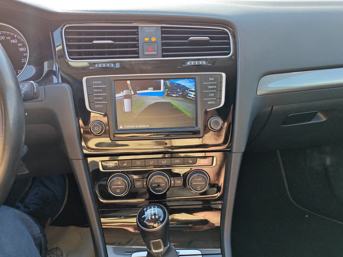 VW Golf Variant 2.0 TDI Allstar 4Motion – GPS, caméra, sièges chauffants, bi-xénon-image-17