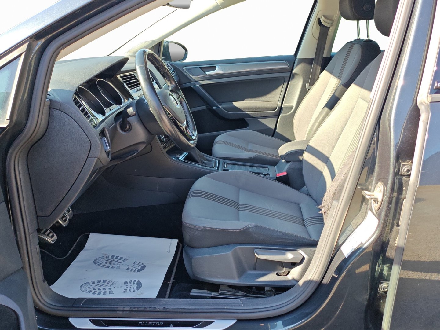 VW Golf Variant 2.0 TDI Allstar 4Motion – GPS, caméra, sièges chauffants, bi-xénon-image-9