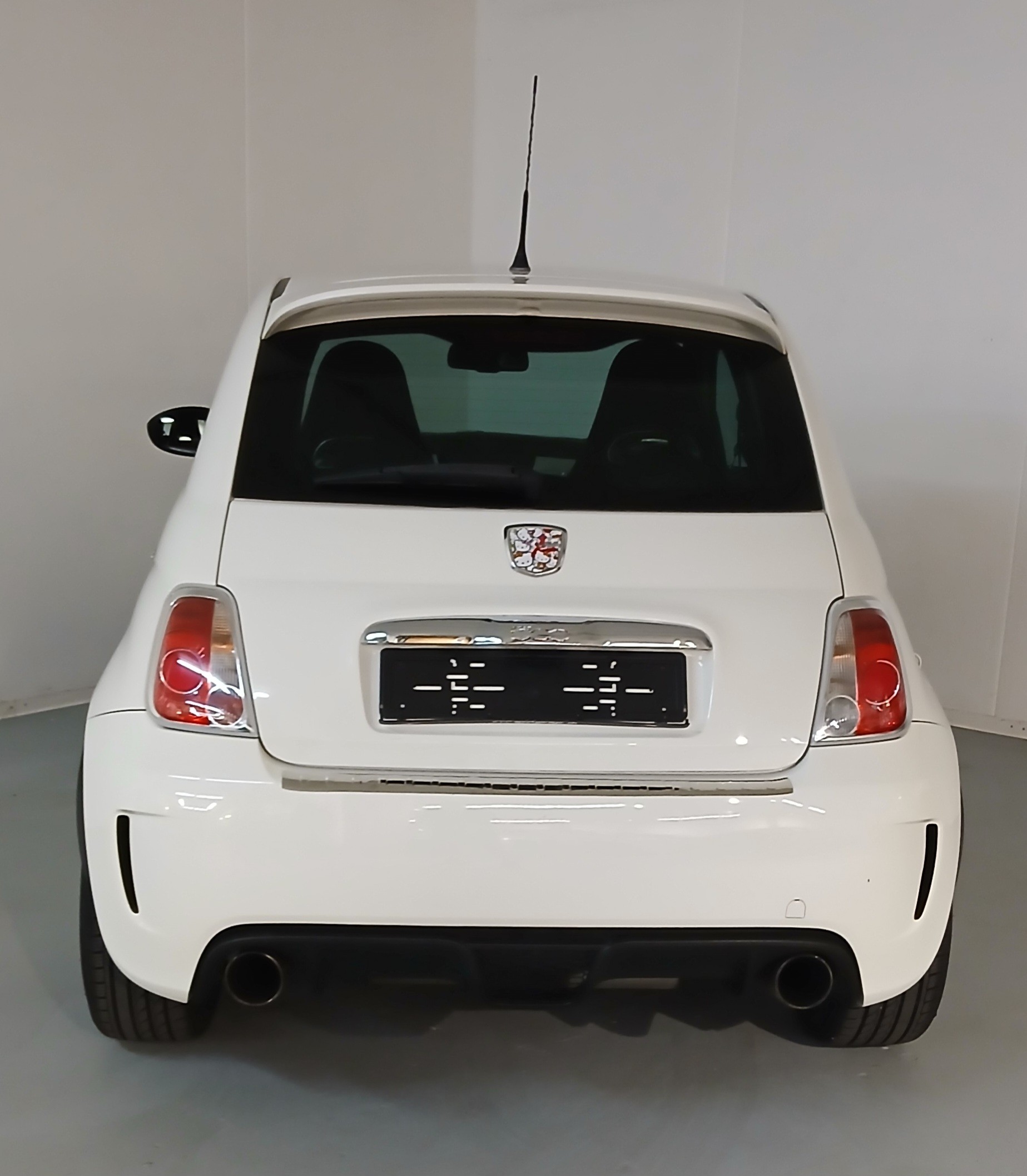FIAT 500 1.4 16V Turbo Abarth-image-9