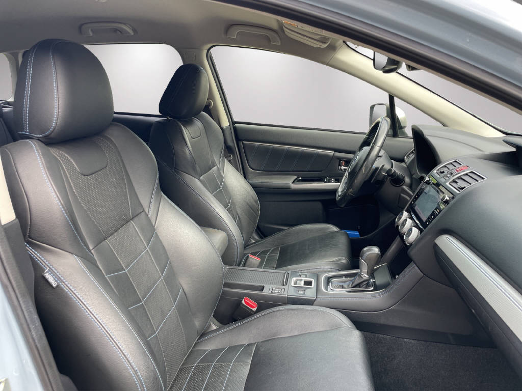 SUBARU Levorg 2.0i Swiss Plus-image-13