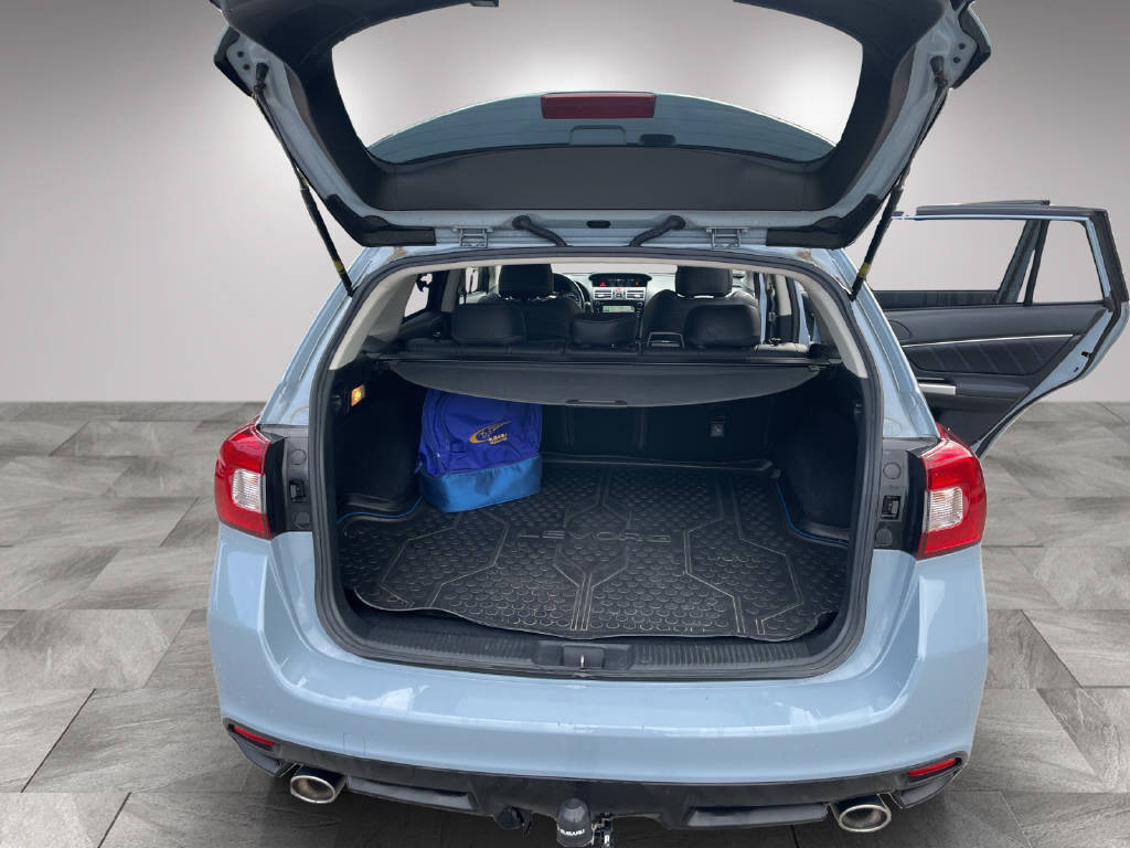SUBARU Levorg 2.0i Swiss Plus-image-15