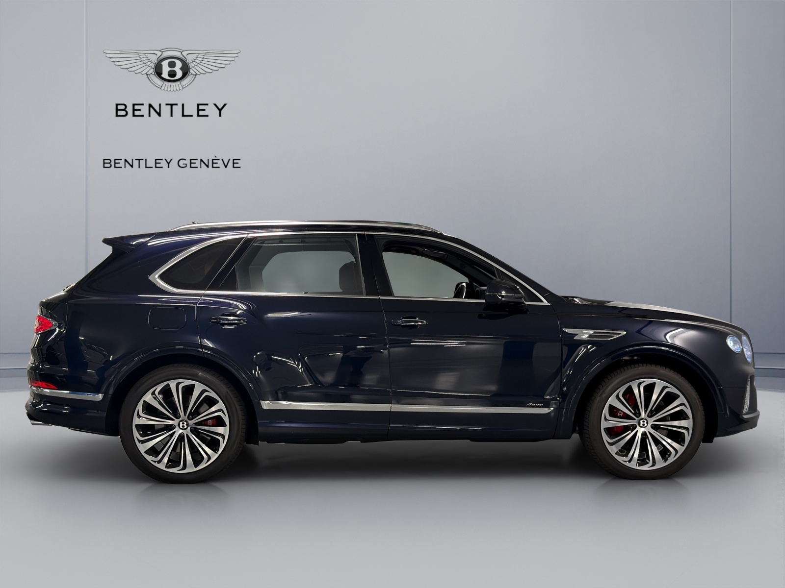 BENTLEY Bentayga Azure-image-5
