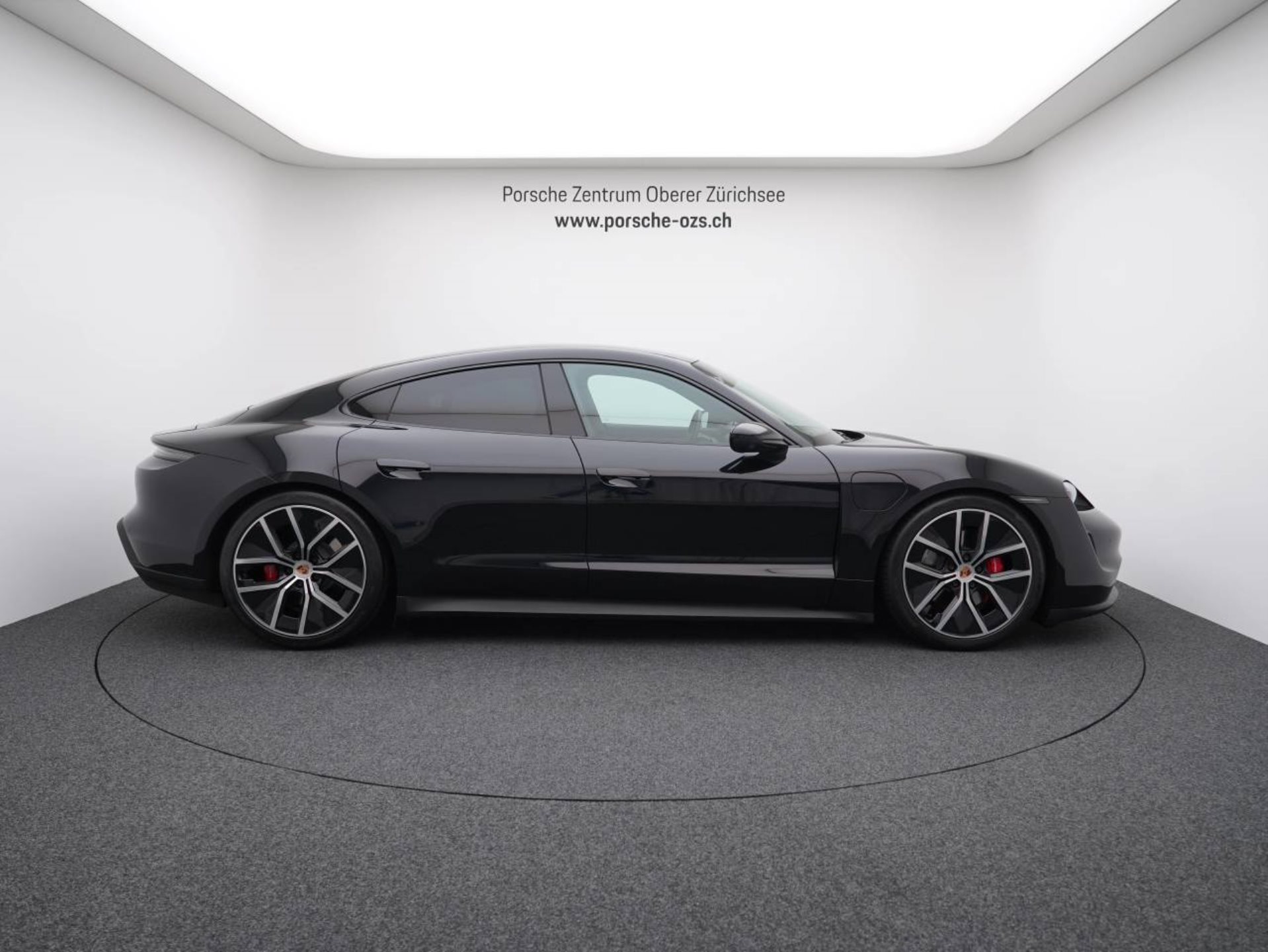 PORSCHE Taycan 4S-image-7