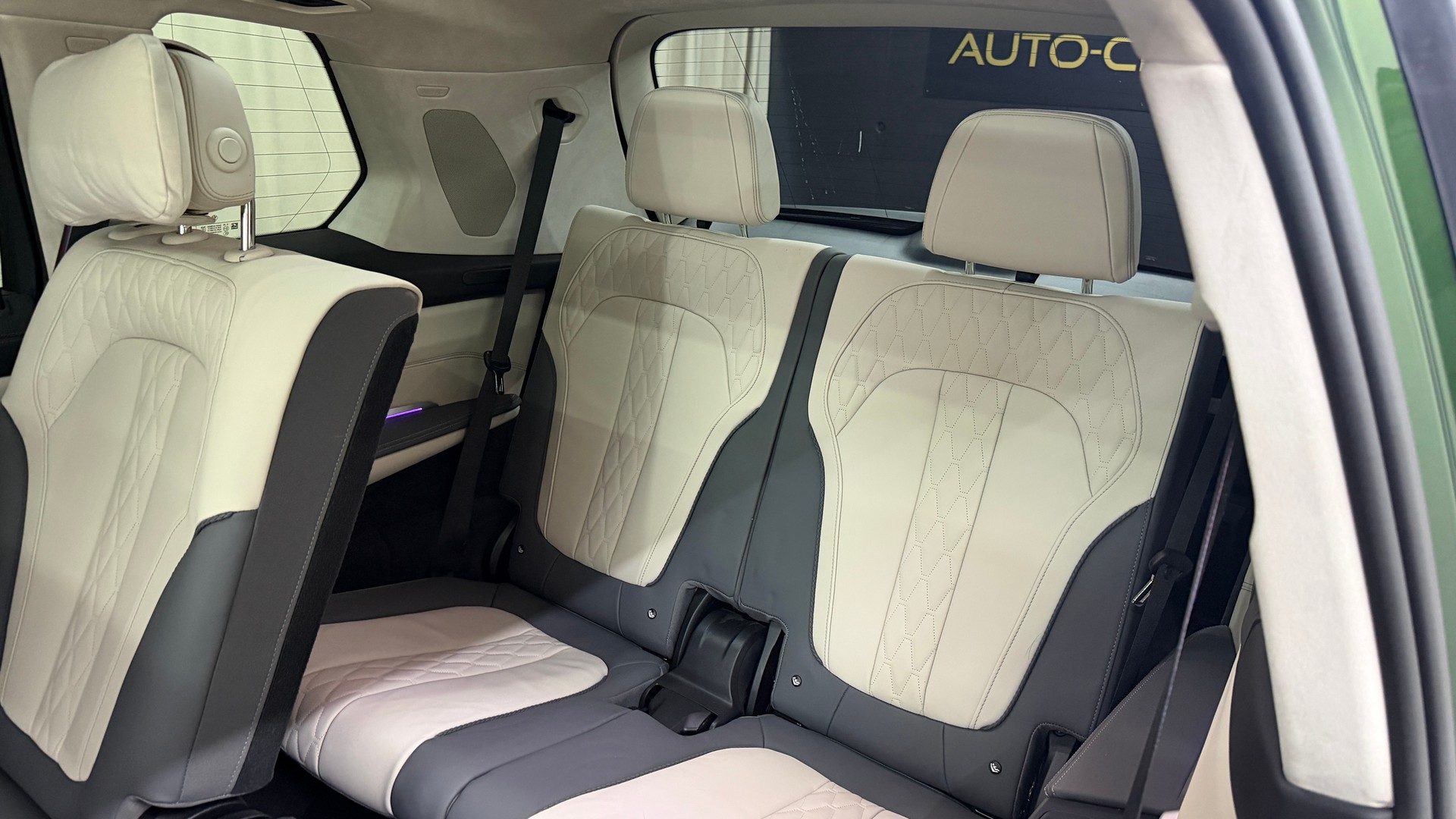 BMW X7 xDrive 48V 40d M Sport Pro Steptronic-image-10