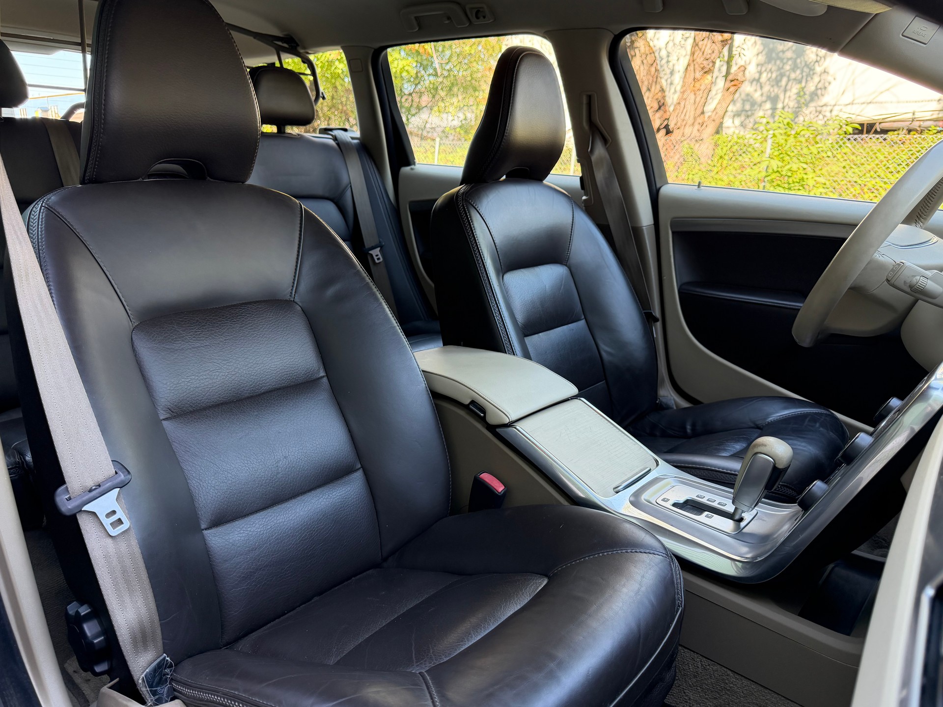 VOLVO XC70 D5 AWD Summum Geartronic-image-9