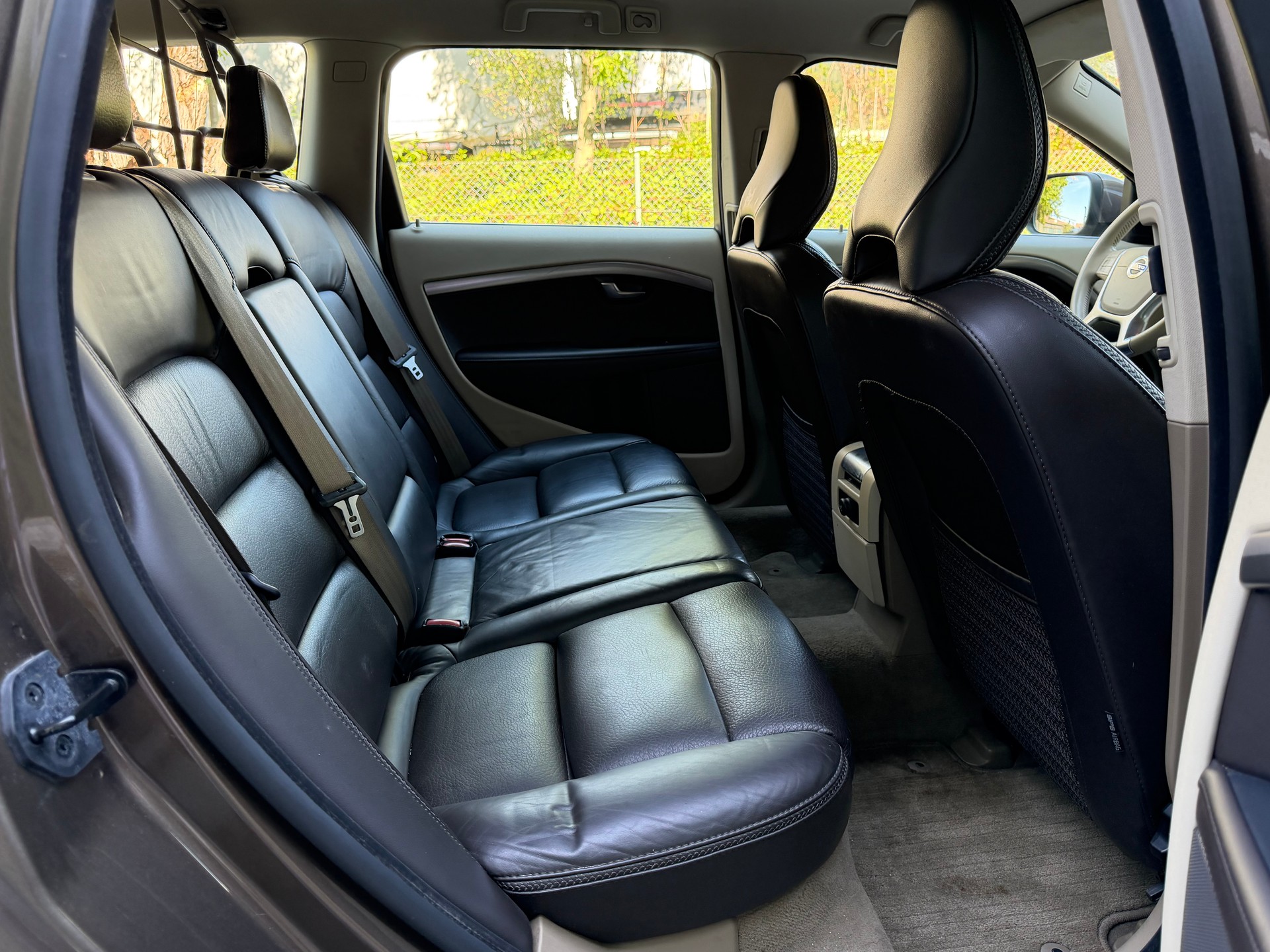 VOLVO XC70 D5 AWD Summum Geartronic-image-10