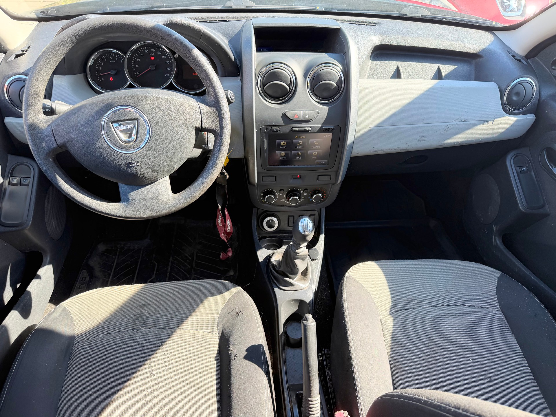 DACIA Duster 1.5 dCi Ambiance 4x4-image-8